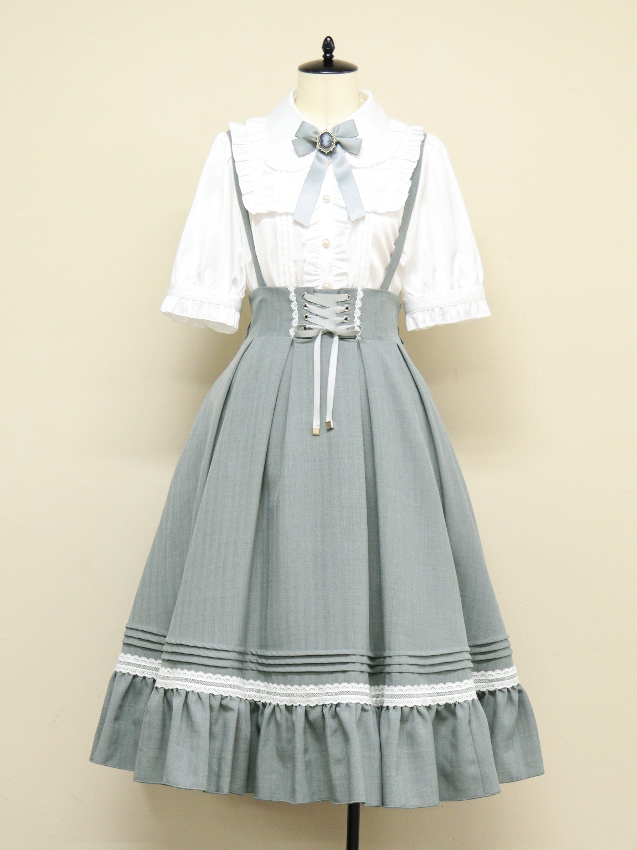 Classical Doll ミドル丈スカート グレー(Gray) FREE |Amavel(アマベル)公式サイト