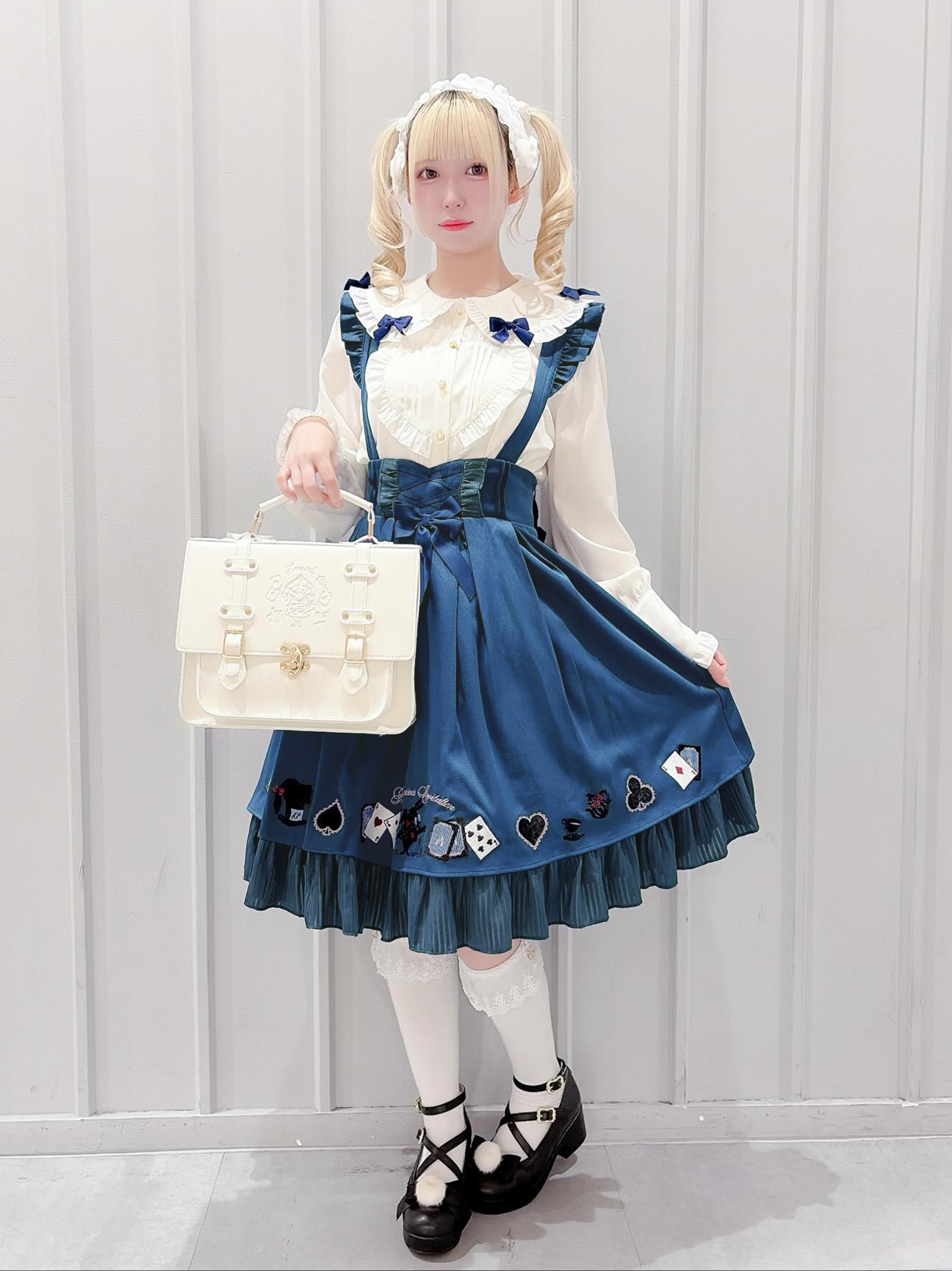 Mysterious Wonderland スカート ブルー(Blue) FREE |Amavel(アマベル)公式サイト