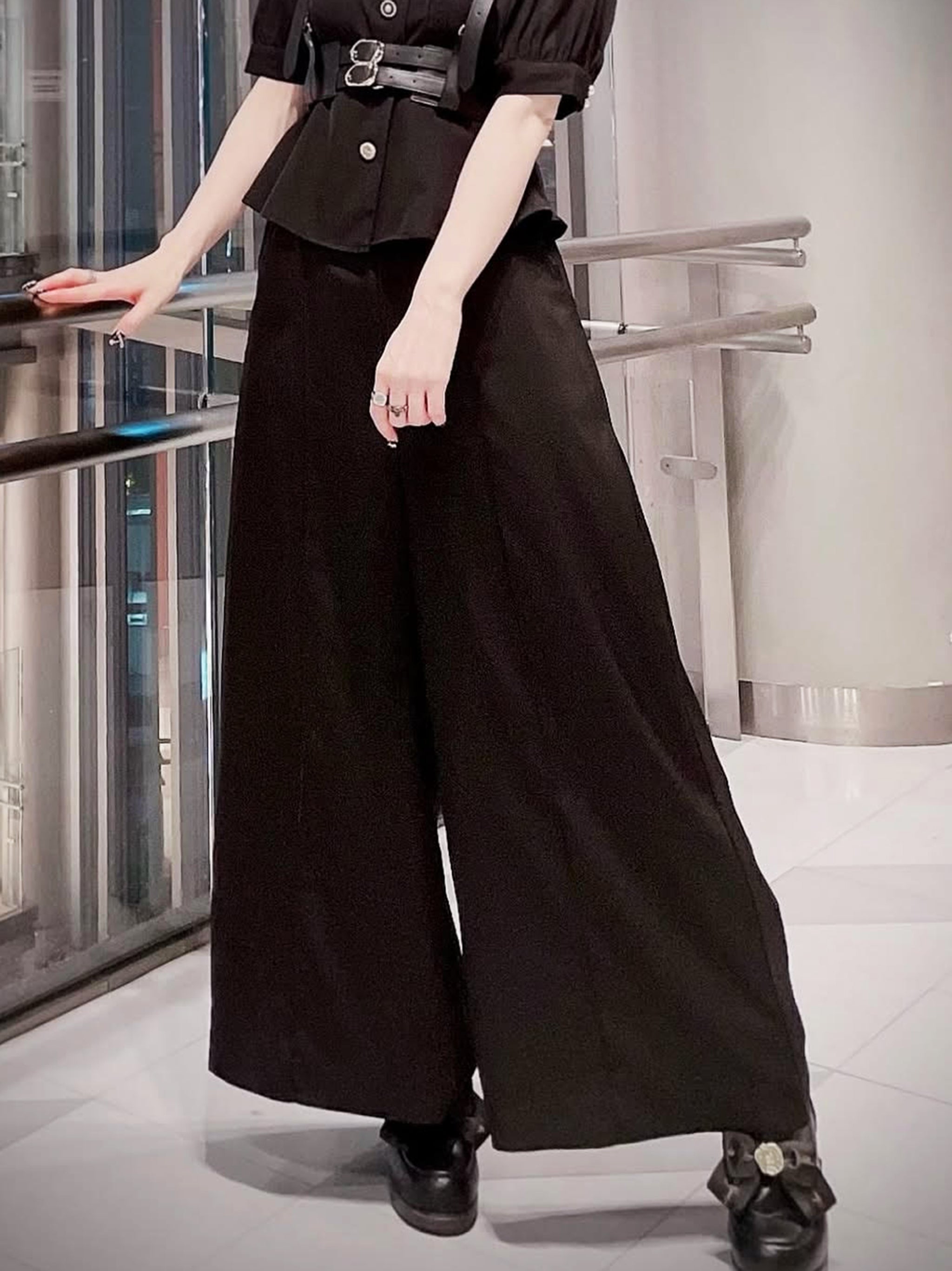 ベルト付ワイドパンツ ブラック(Black) FREE |Amavel(アマベル)公式サイト