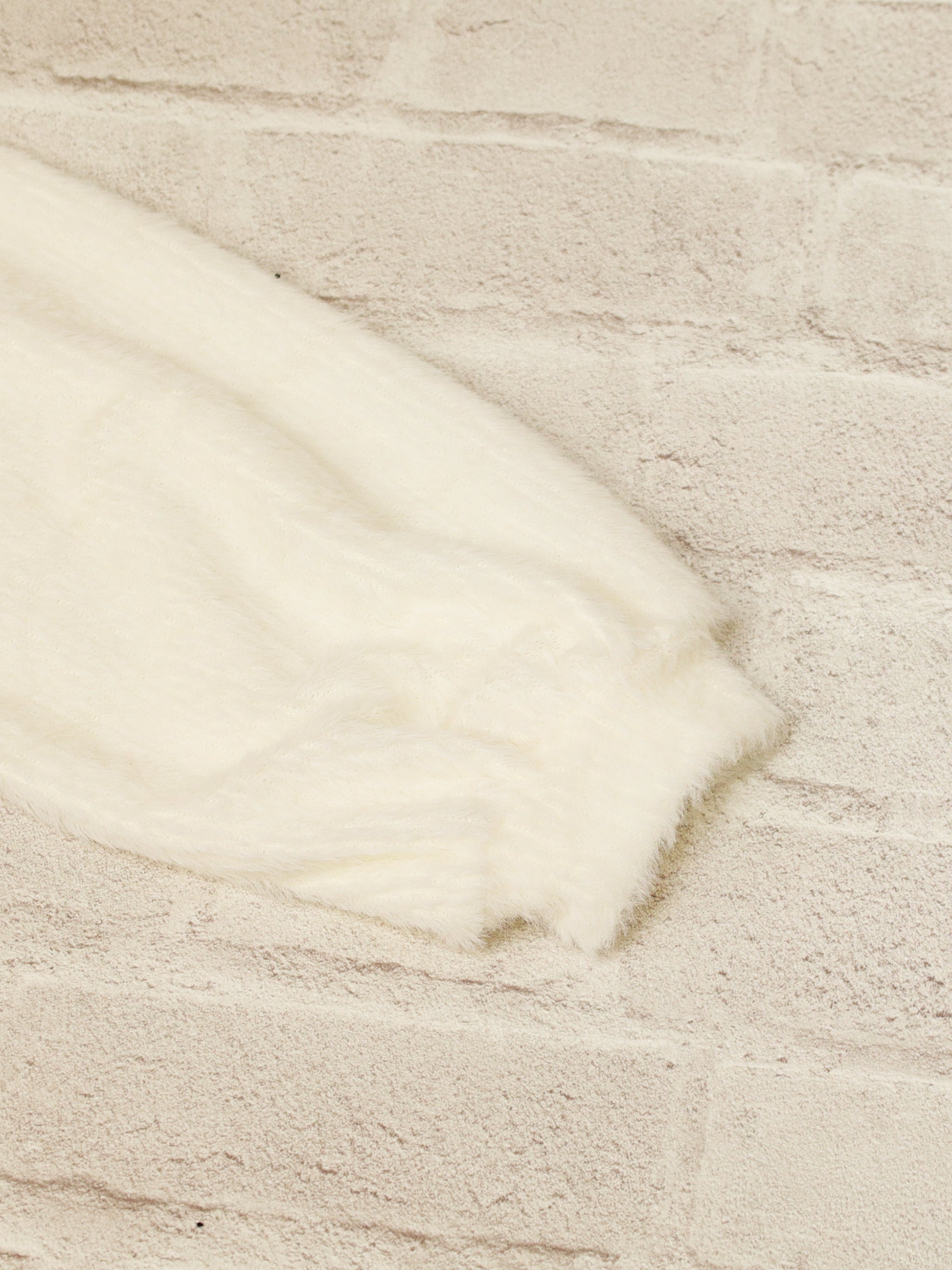 オープンショルダーリボンニットトップス |Amavel(アマベル)公式サイト