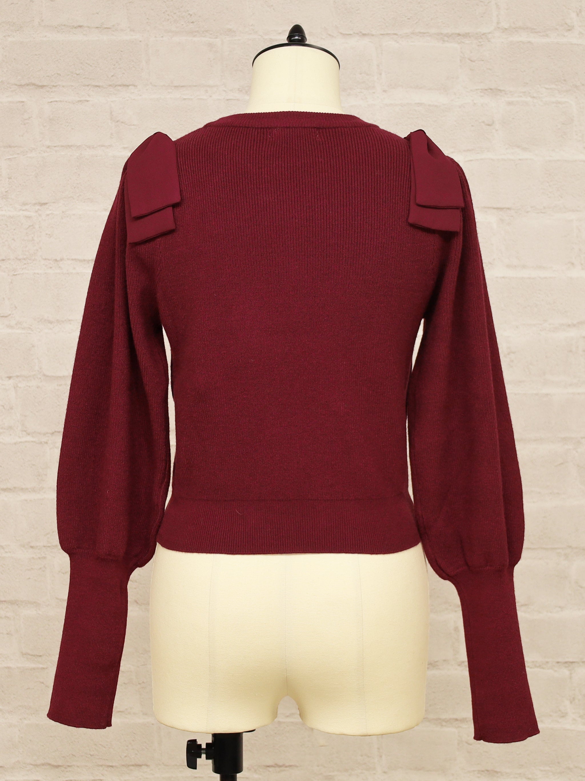 チェーンネックレスニットトップス |Amavel(アマベル)公式サイト