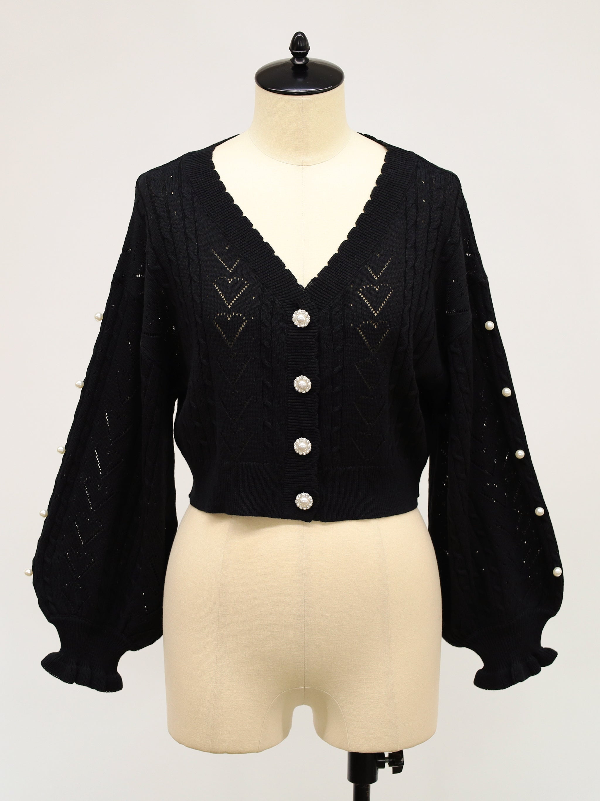 ハート透かしあみショートカーディガン ブラック(Black) FREE |Amavel(アマベル)公式サイト