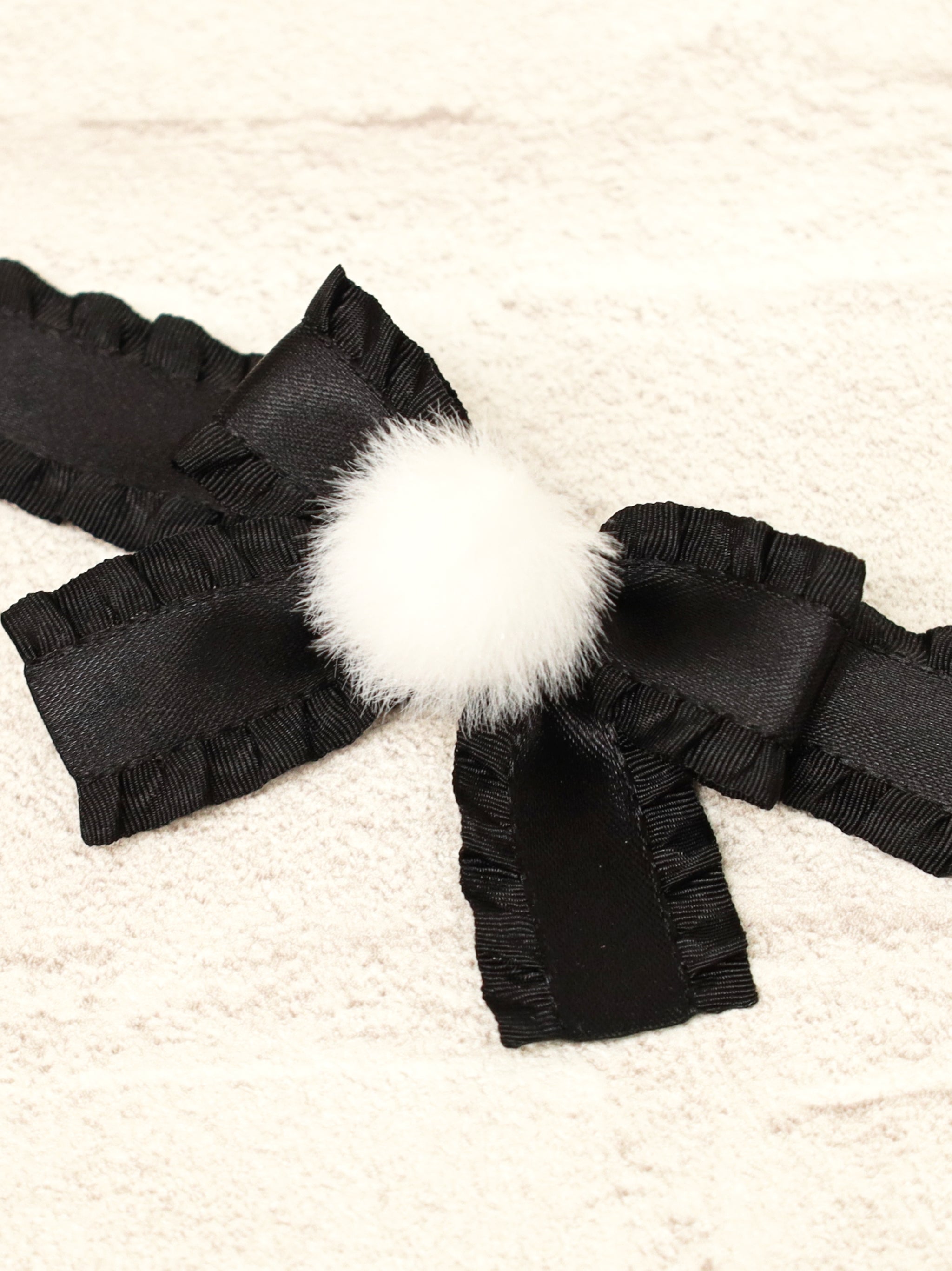 ファーポン付リボンチョーカー |Amavel(アマベル)公式サイト