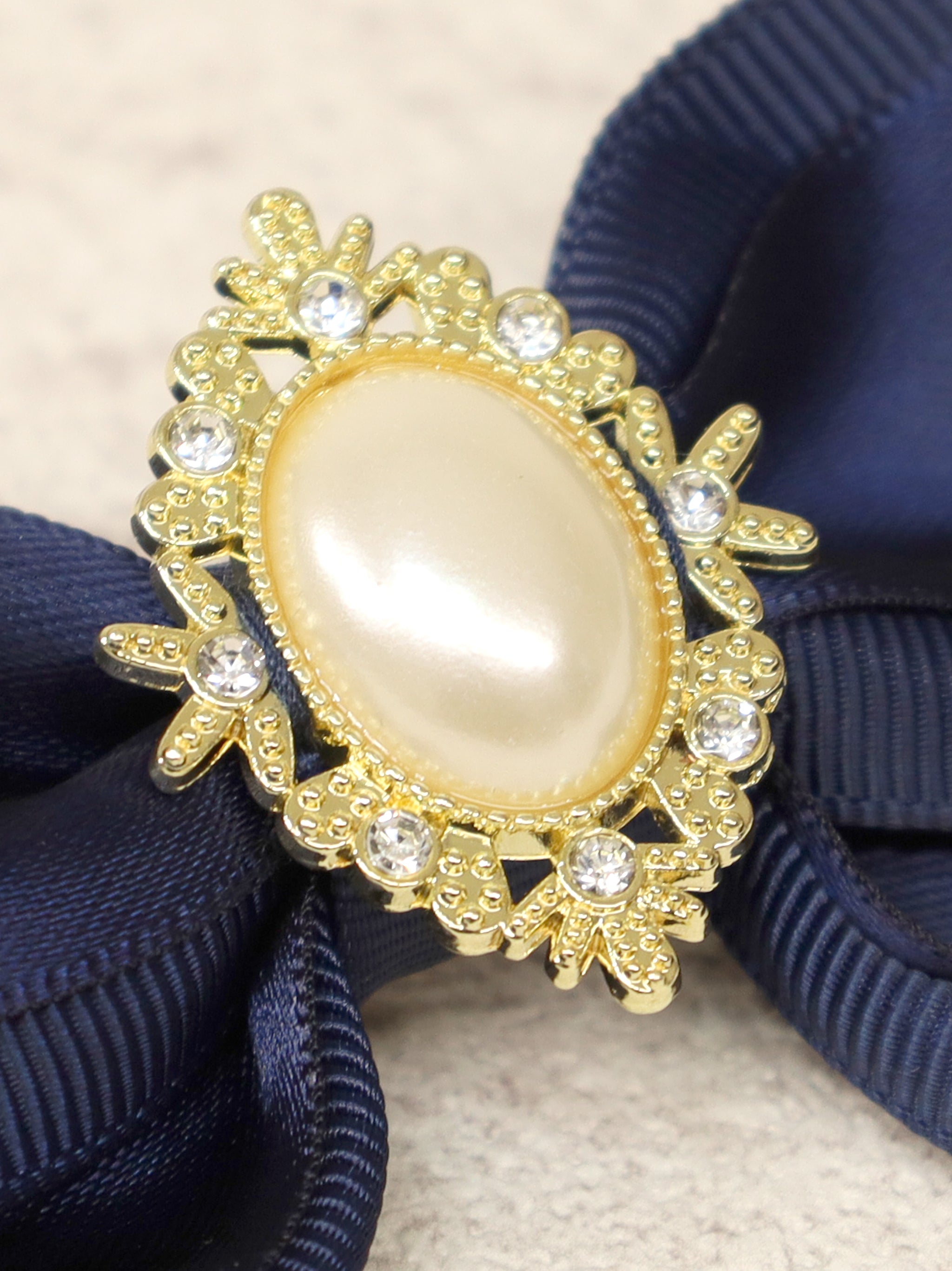 Rosette Doll ジャボリボンブローチ |Amavel(アマベル)公式サイト