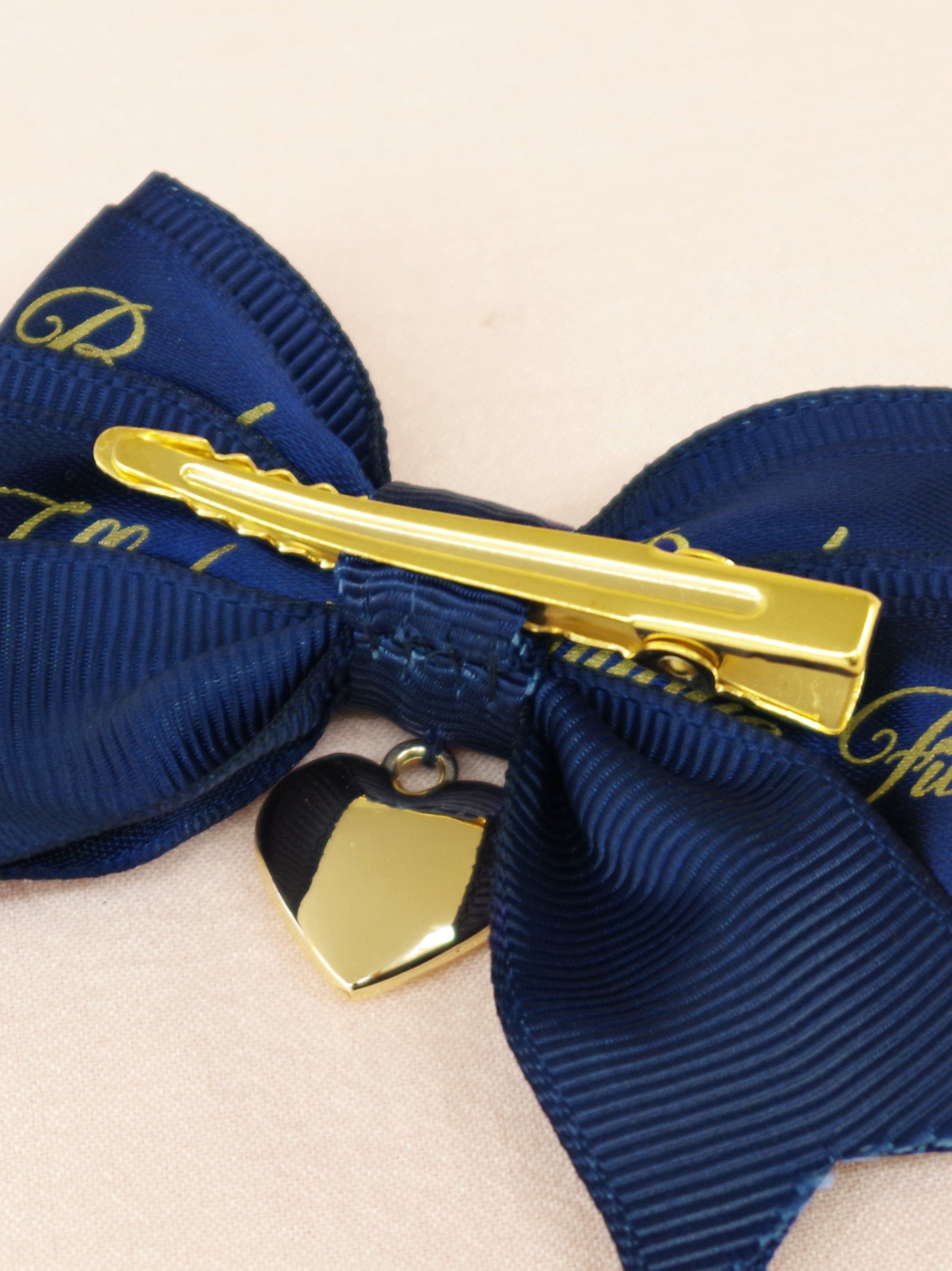 【メンバーズセール対象】ハートチャーム付ダブルリボンミニクリップ |Amavel(アマベル)公式サイト