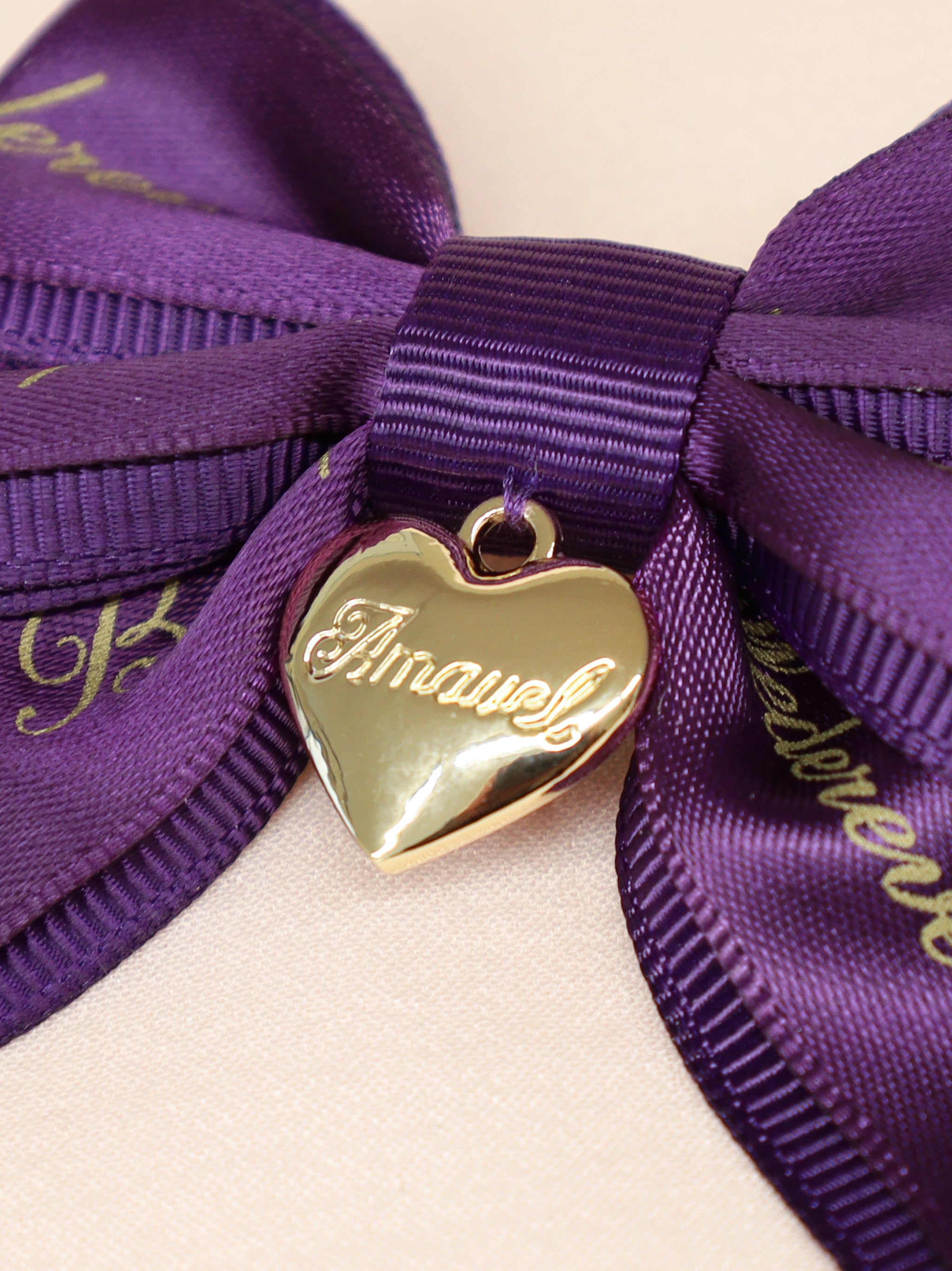 【メンバーズセール対象】ハートチャーム付ダブルリボンミニクリップ |Amavel(アマベル)公式サイト