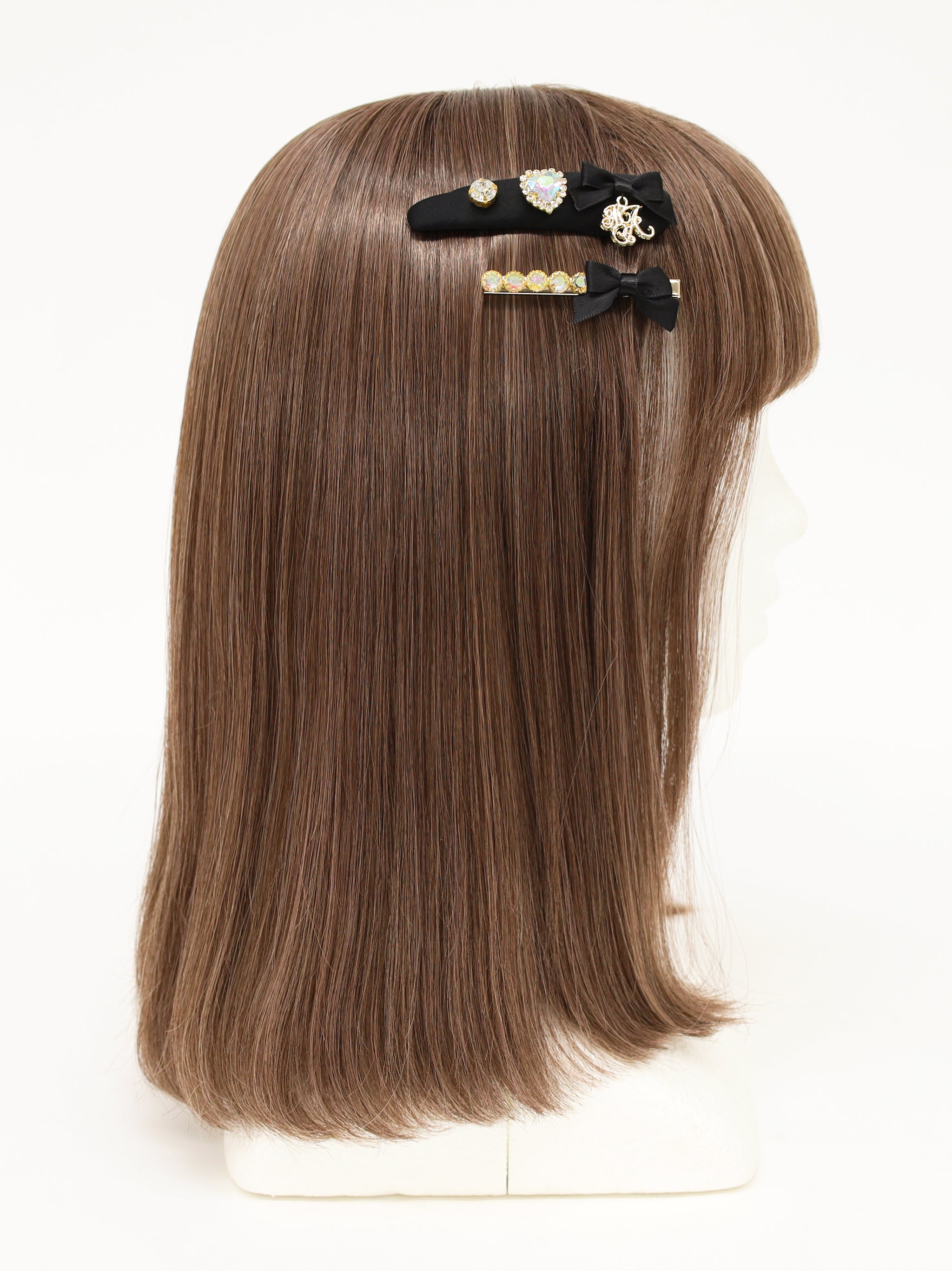 モノグラムチャーム付ビジュークリップセット |Amavel(アマベル)公式サイト