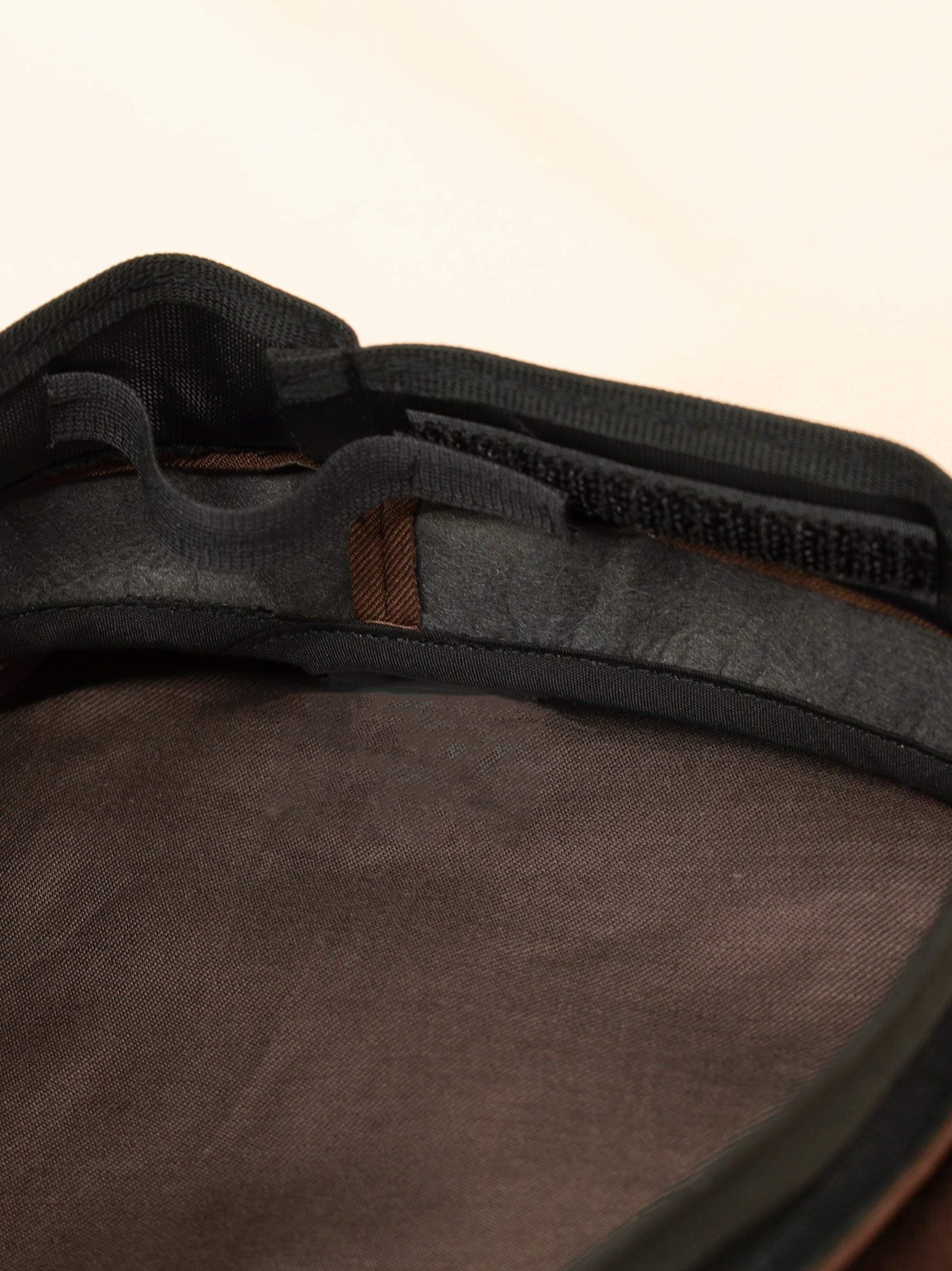 ロゴリボンブローチ付ベレー帽 |Amavel(アマベル)公式サイト