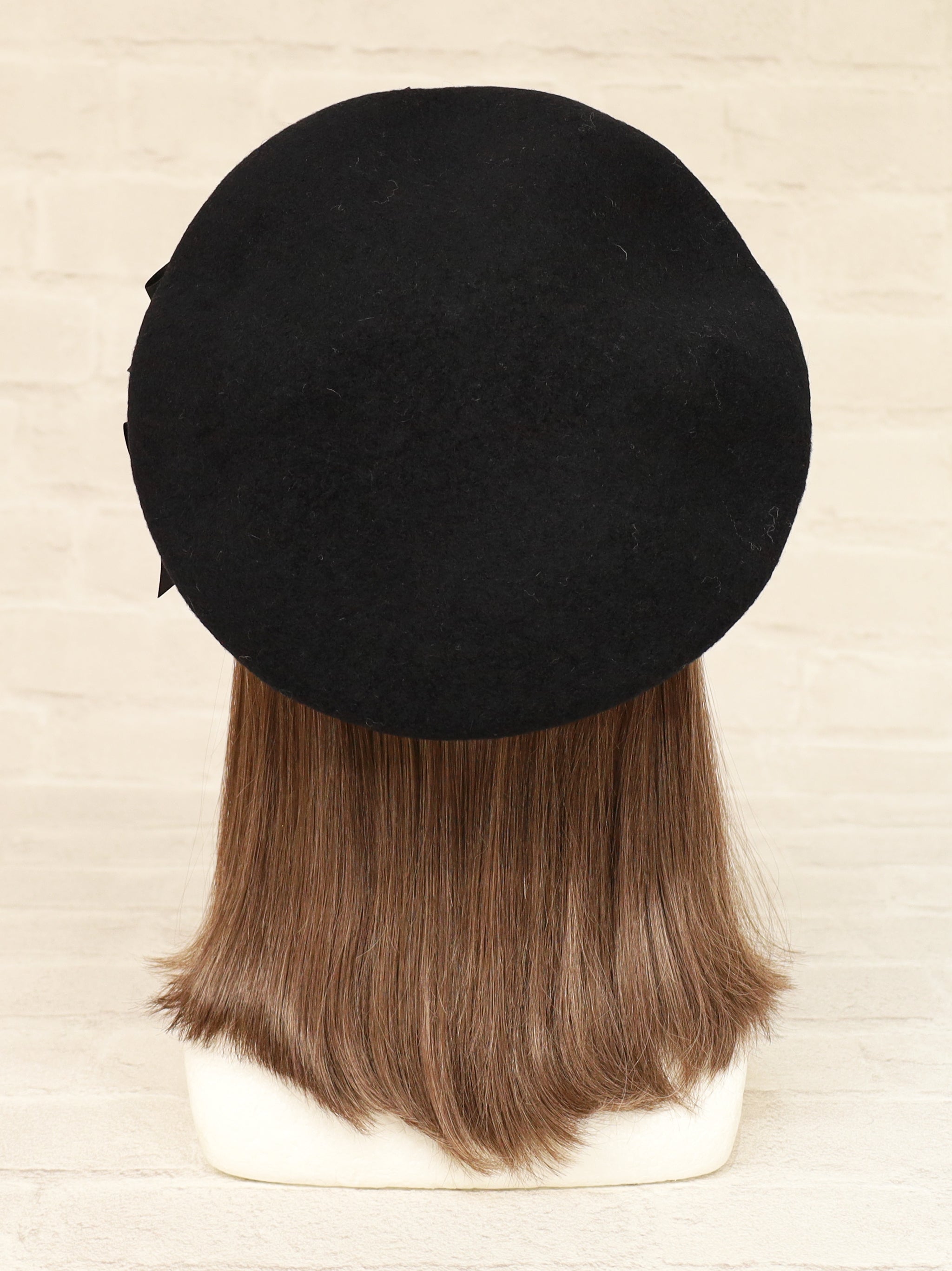 モノグラムバックル付フロントリボンフェルトベレー |Amavel(アマベル)公式サイト