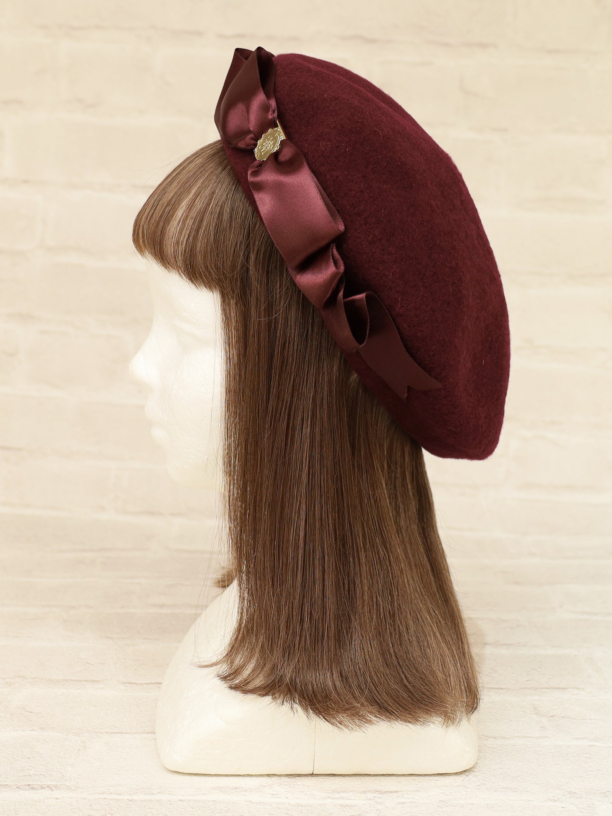 【アウトレットセール対象】モノグラムバックル付フロントリボンフェルトベレー |Amavel(アマベル)公式サイト