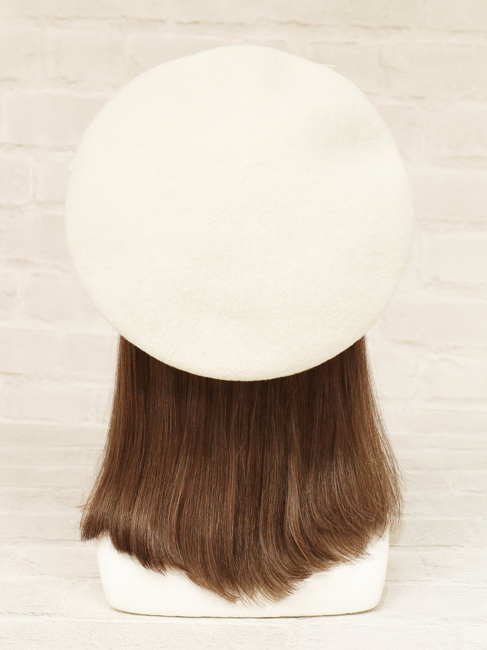 【アウトレットセール対象】モノグラムバックル付フロントリボンフェルトベレー |Amavel(アマベル)公式サイト