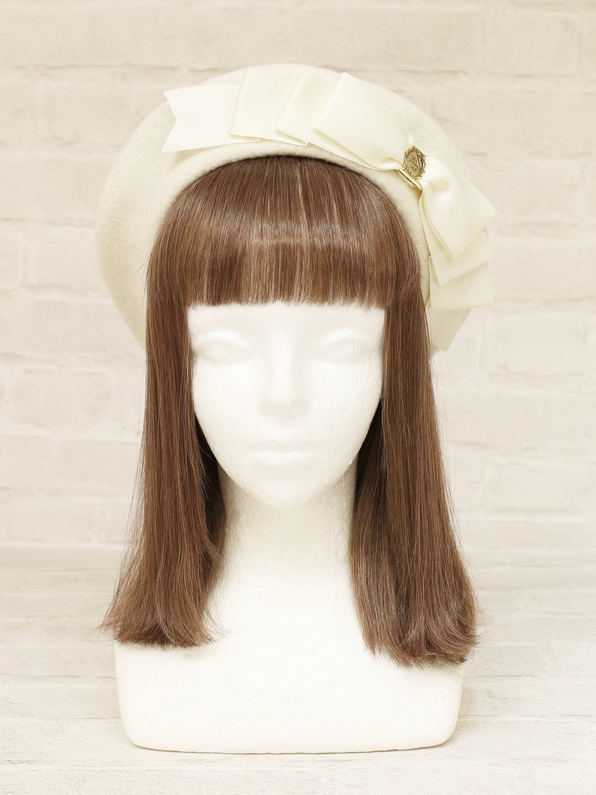 【アウトレットセール対象】モノグラムバックル付フロントリボンフェルトベレー |Amavel(アマベル)公式サイト