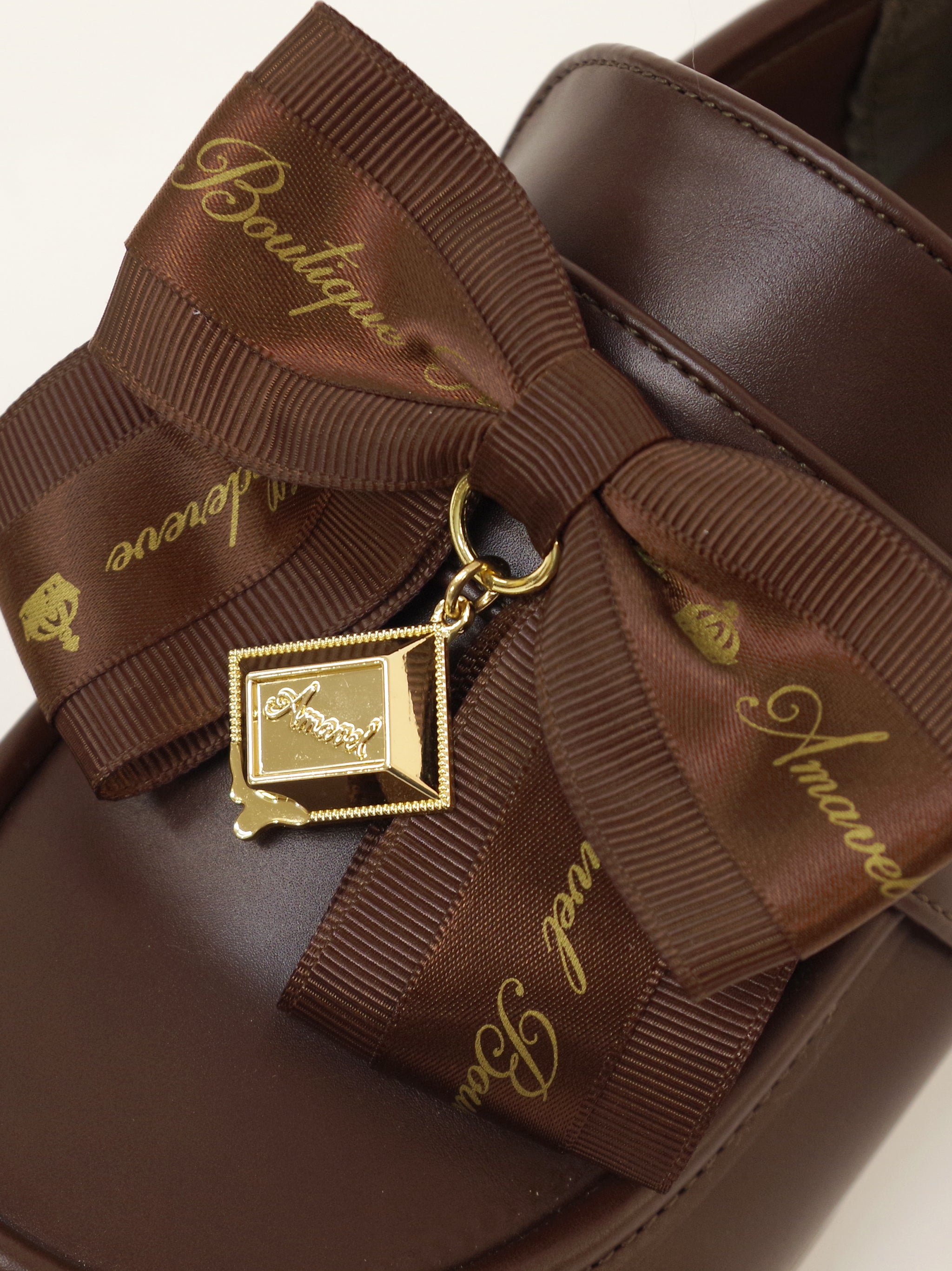 喫茶アマベルのショコラトリーローヒールローファーパンプス |Amavel(アマベル)公式サイト