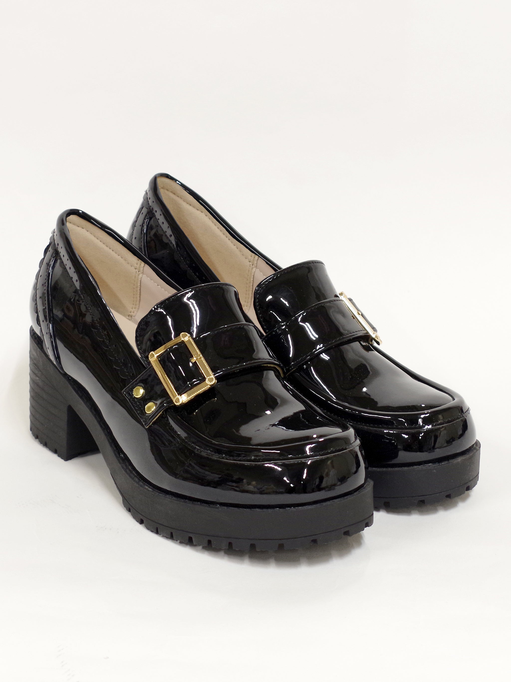 ロゴリボン付ビブラムローファーパンプス |Amavel(アマベル)公式サイト