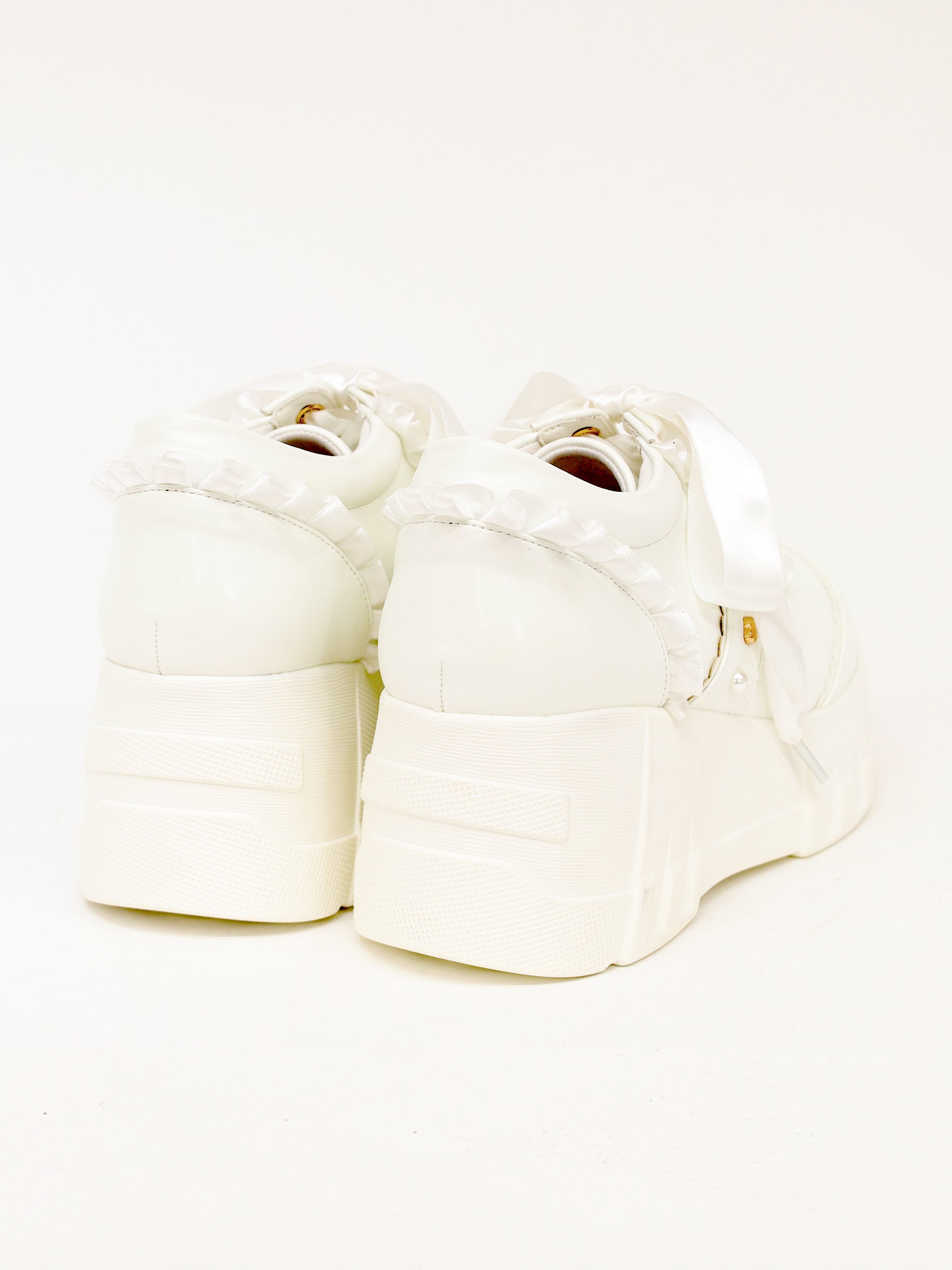 厚底フリルスニーカー |Amavel(アマベル)公式サイト