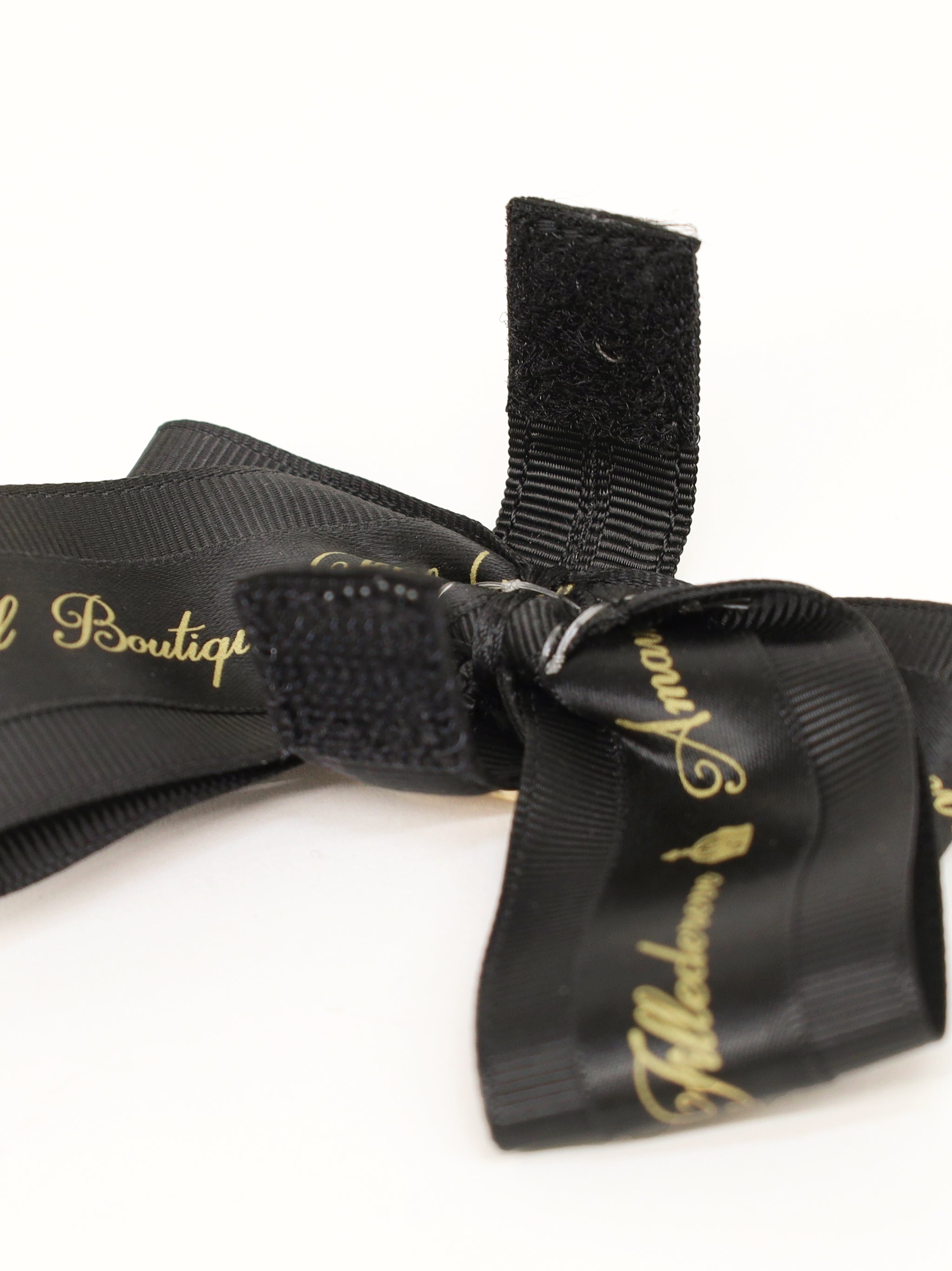 【メンバーズセール対象】シーリングチャーム付ヒールローファーパンプス |Amavel(アマベル)公式サイト