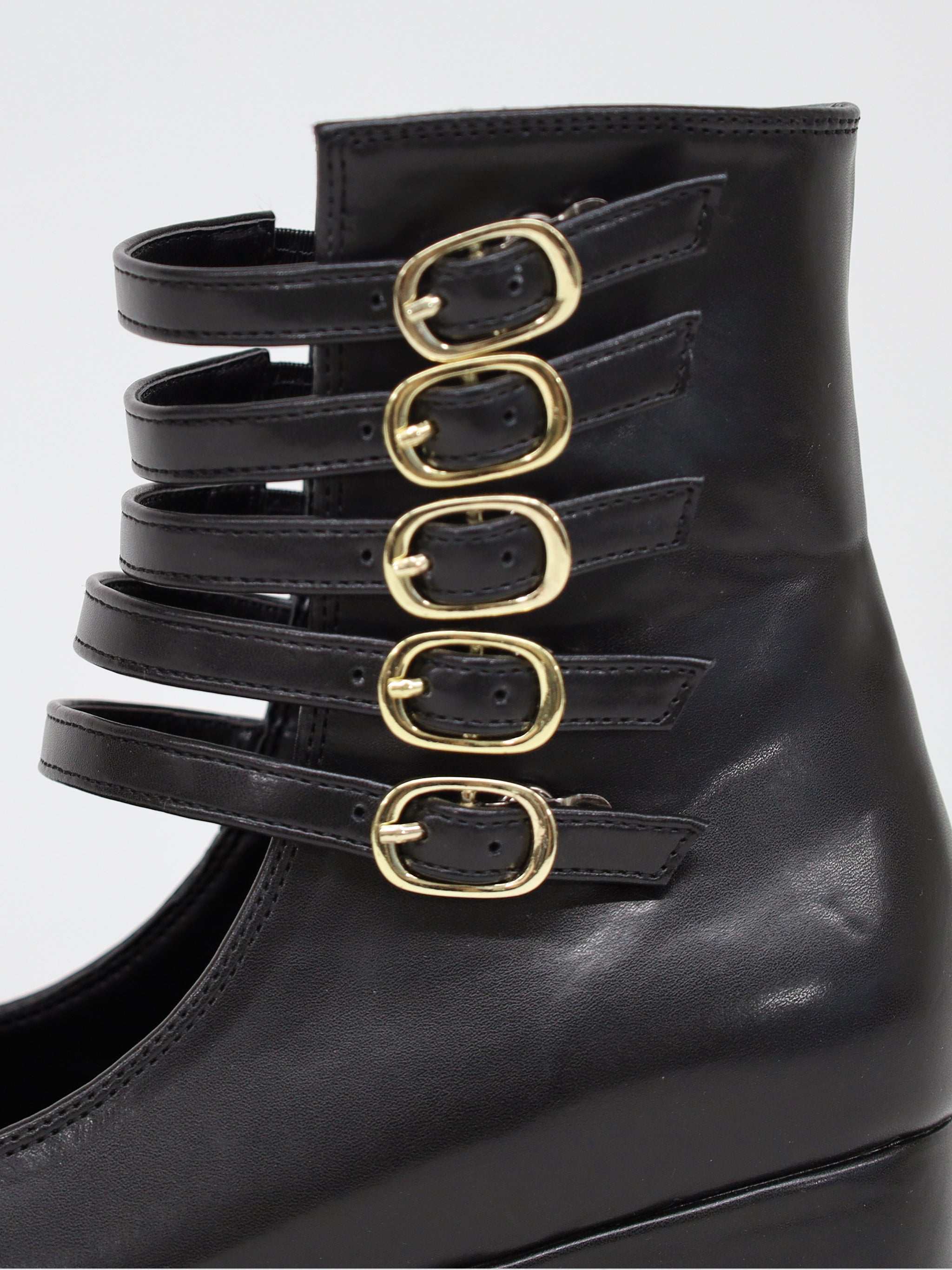 Mysterious Doll ストラップシューズ |Amavel(アマベル)公式サイト