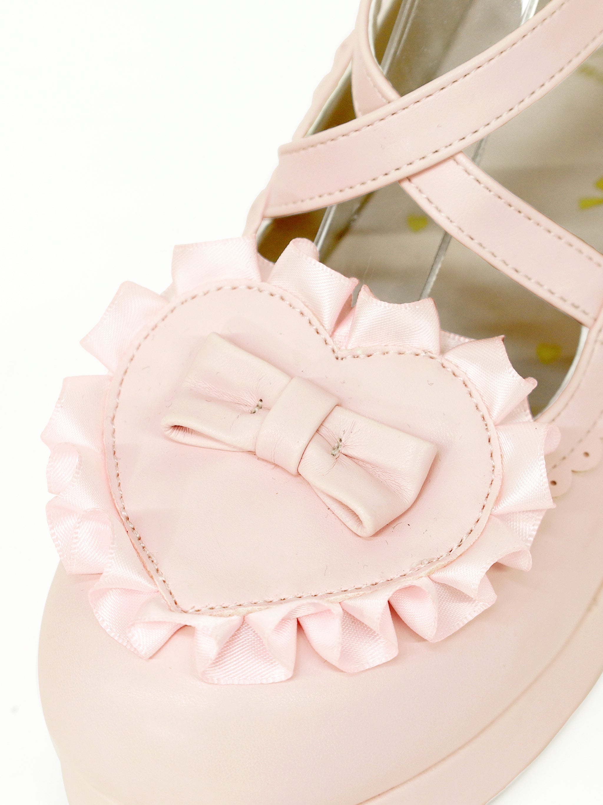 ハートリボンクロスパンプス |Amavel(アマベル)公式サイト