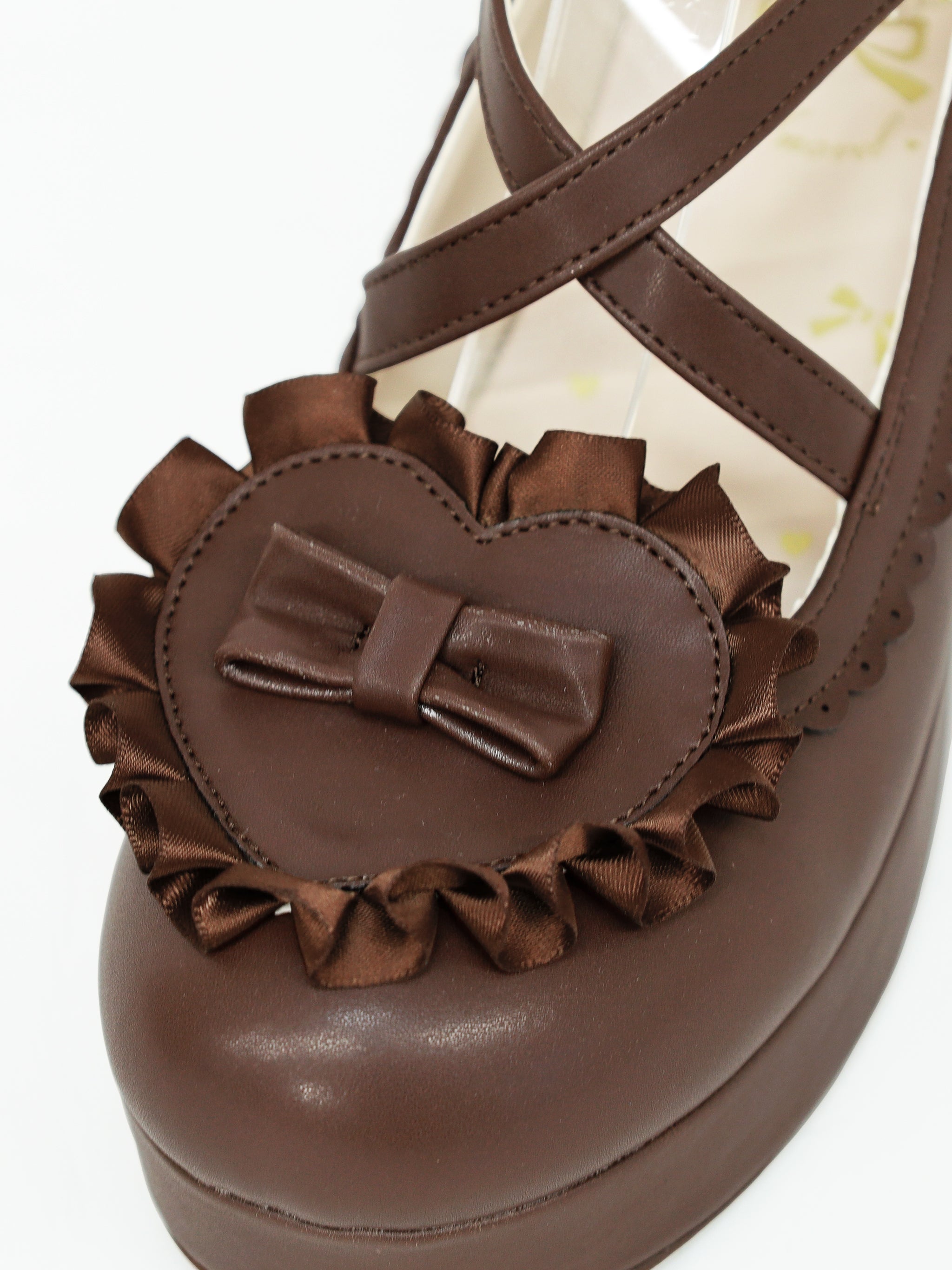 ハートリボンクロスパンプス |Amavel(アマベル)公式サイト