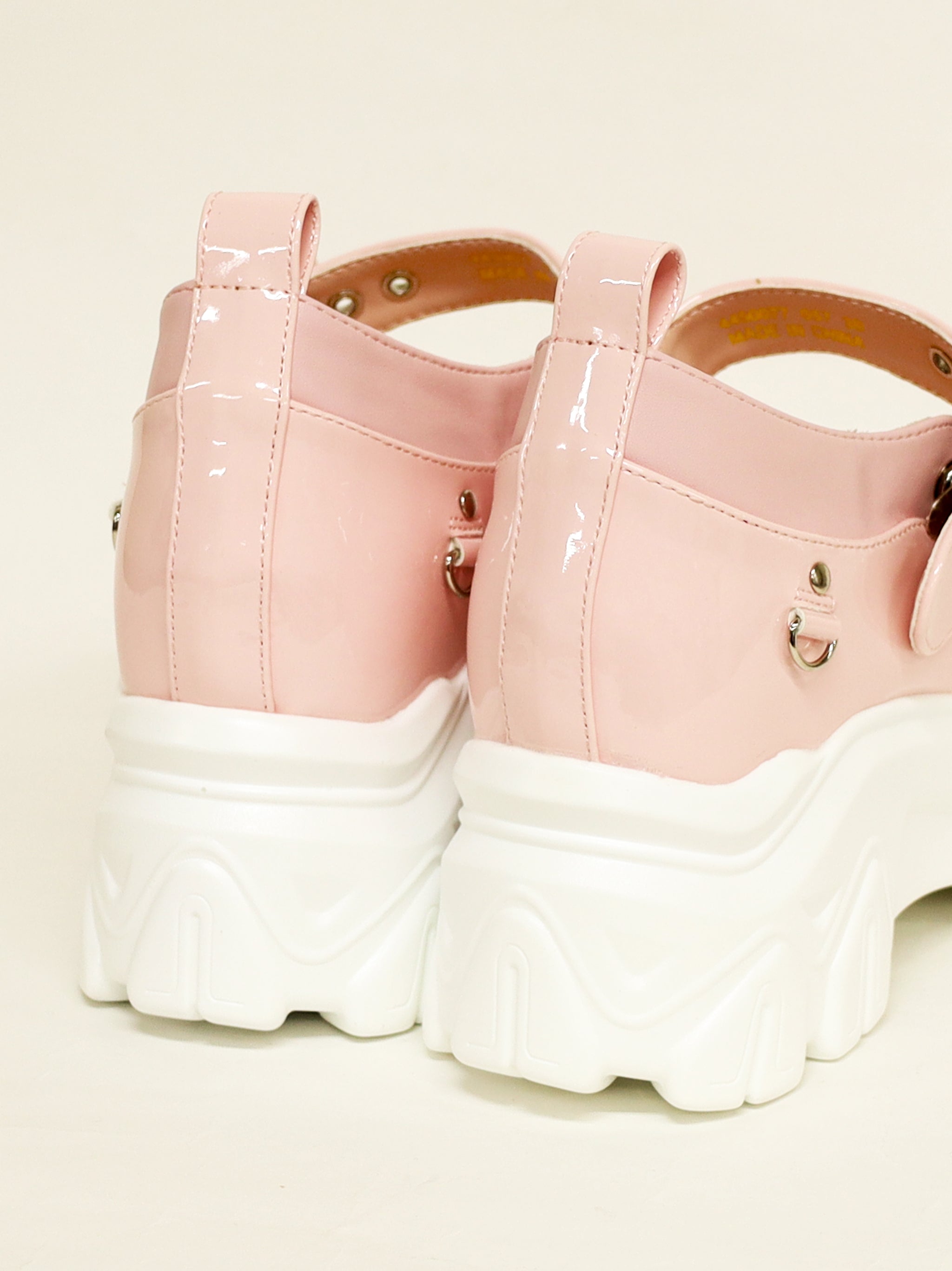 スニーカーパンプス |Amavel(アマベル)公式サイト