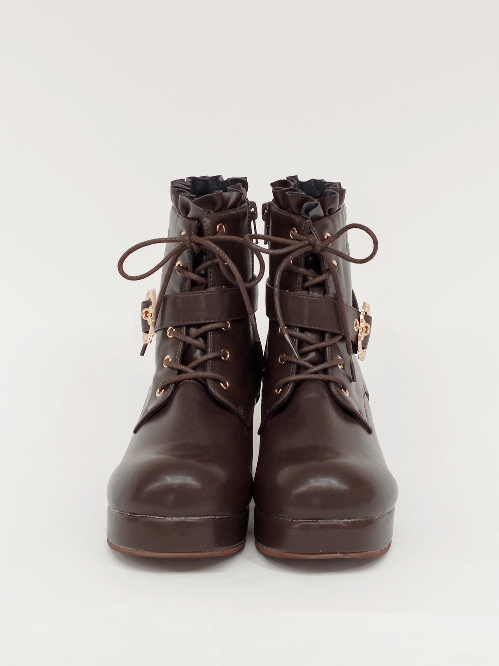 モノグラム型押しフリルショートブーツ |Amavel(アマベル)公式サイト