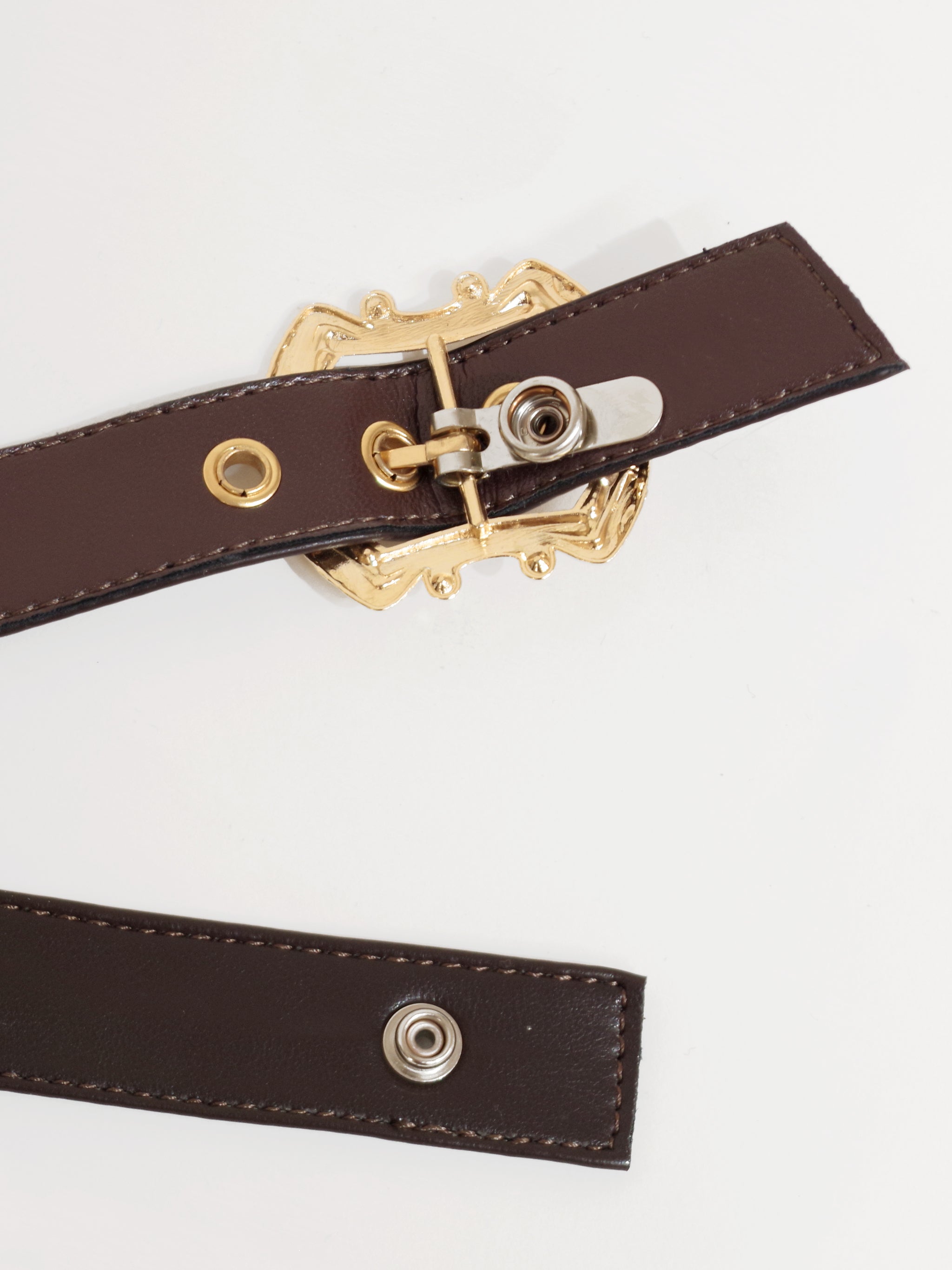 モノグラム型押しフリルショートブーツ |Amavel(アマベル)公式サイト