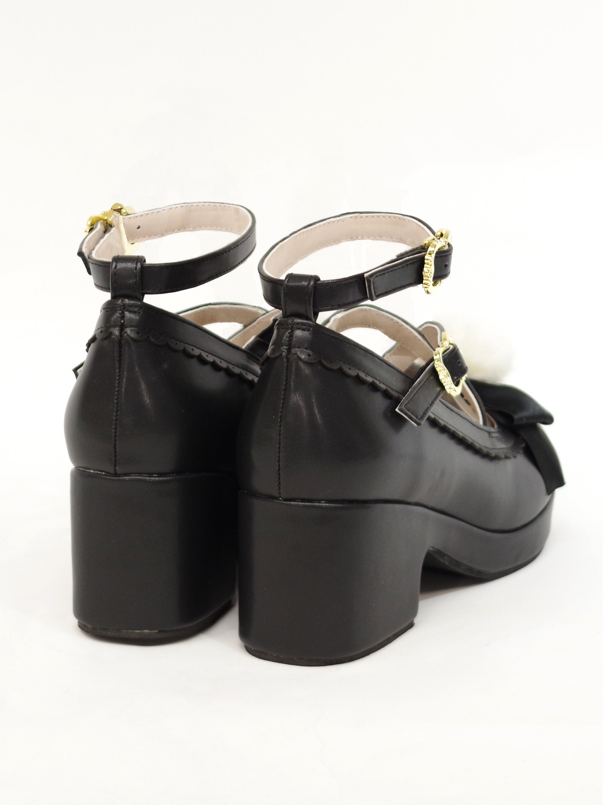 ファーリボン付クロスパンプス |Amavel(アマベル)公式サイト