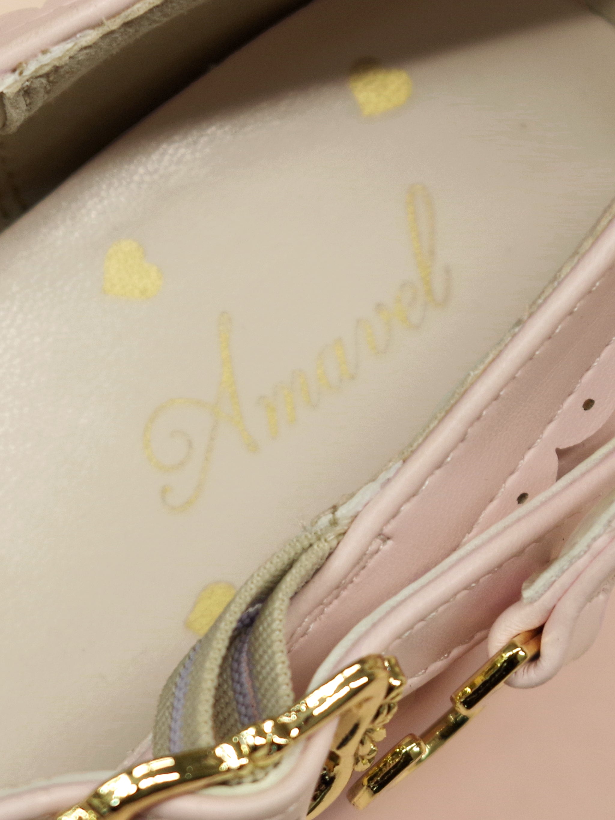 ファーリボン付クロスパンプス |Amavel(アマベル)公式サイト