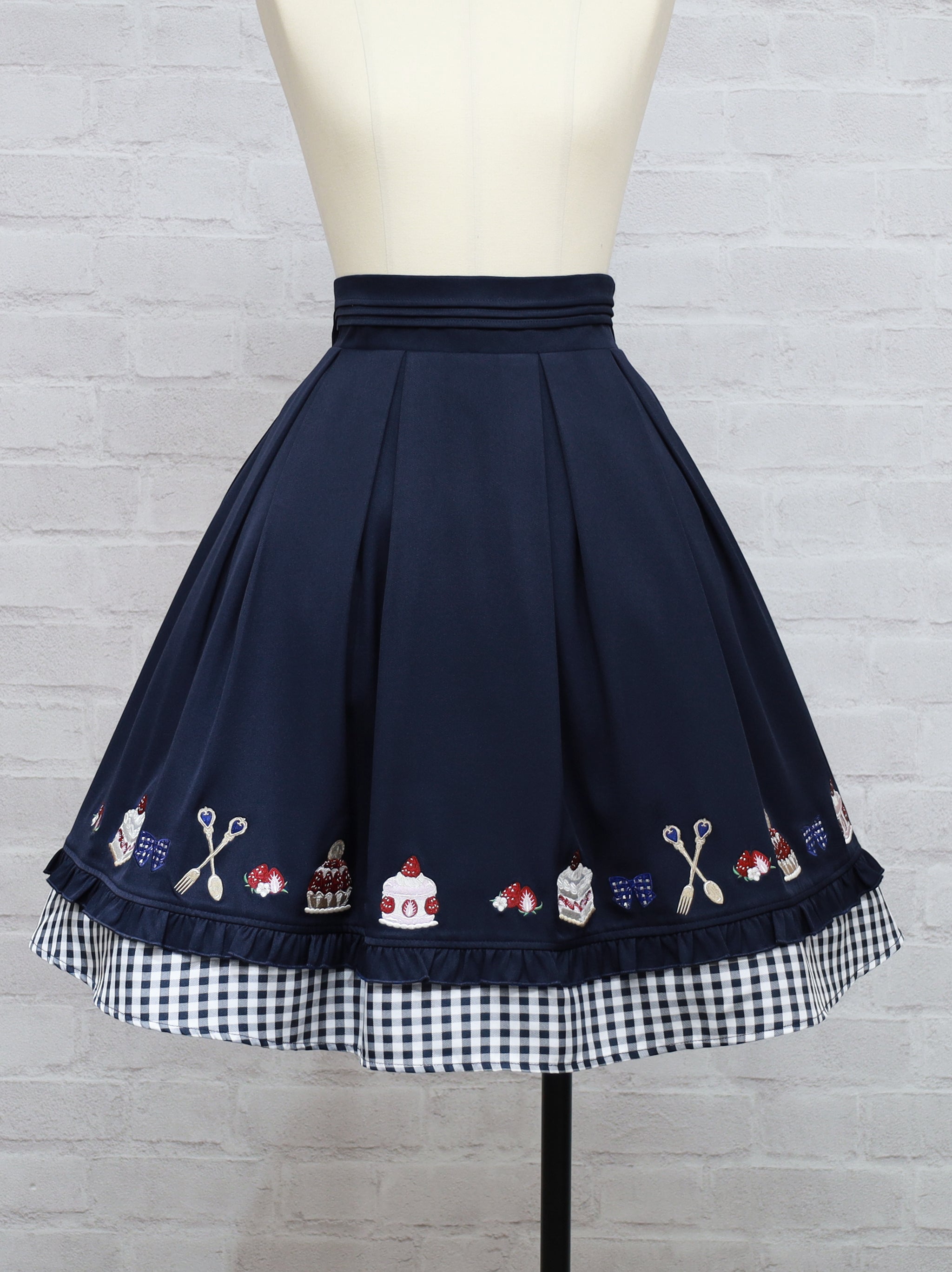 Berry Pâtisserie ジャンパースカート |Amavel(アマベル)公式サイト