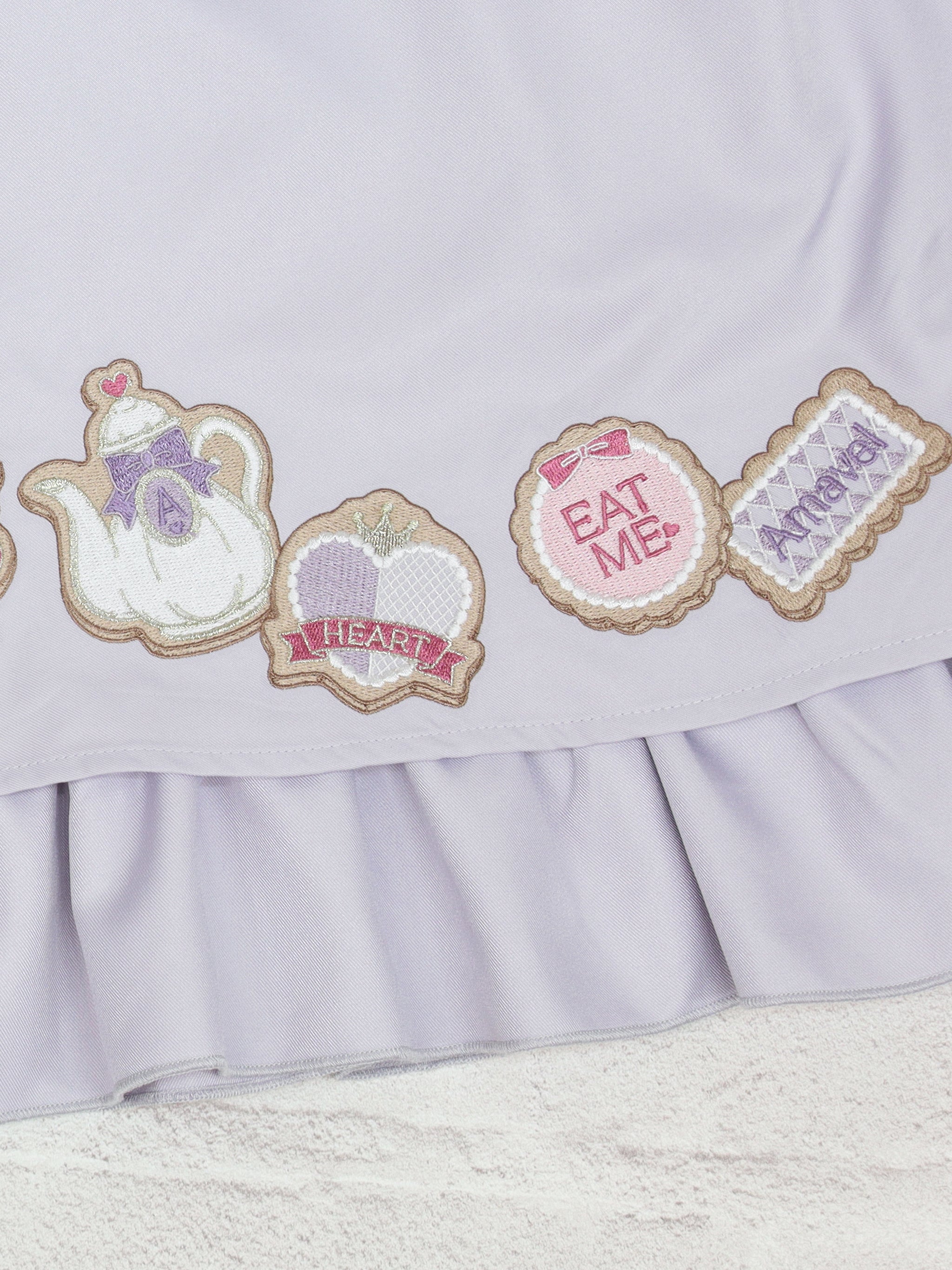 【メンバーズセール対象】Märchen TeaParty ジャンパースカート |Amavel(アマベル)公式サイト