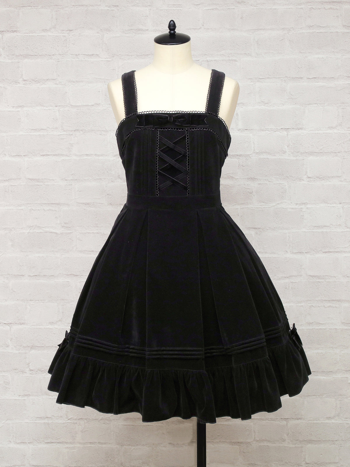 Velvet Doll ジャンパードレス ブラック(Black) FREE |Amavel(アマベル)公式サイト