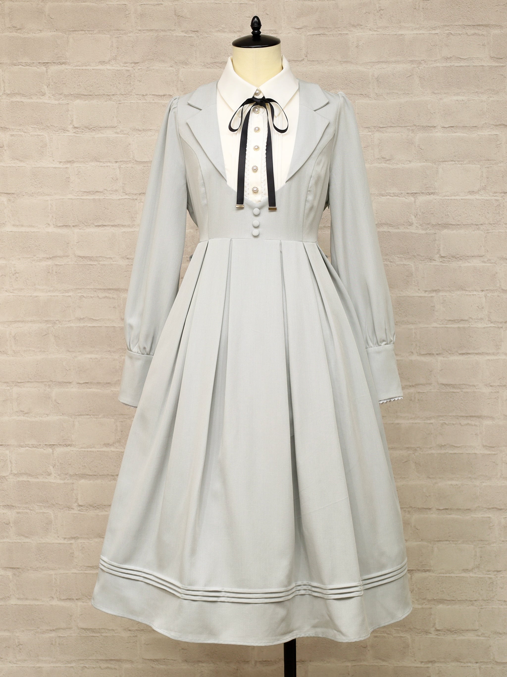 Gentle Lady ミドル丈ワンピース サックスグレー(SaxeGray) FREE |Amavel(アマベル)公式サイト