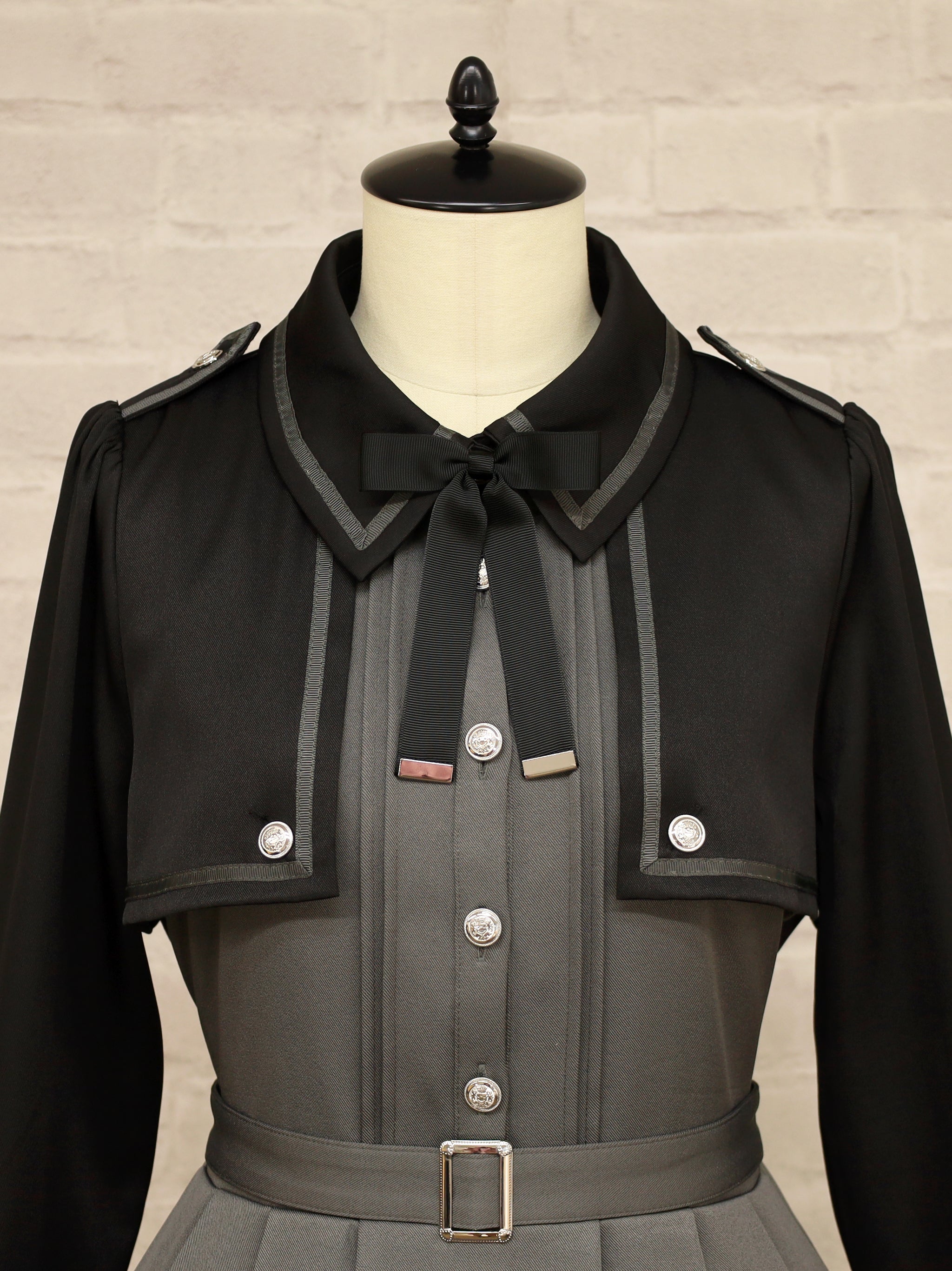 Brave Heart レイヤードプリーツワンピース |Amavel(アマベル)公式サイト