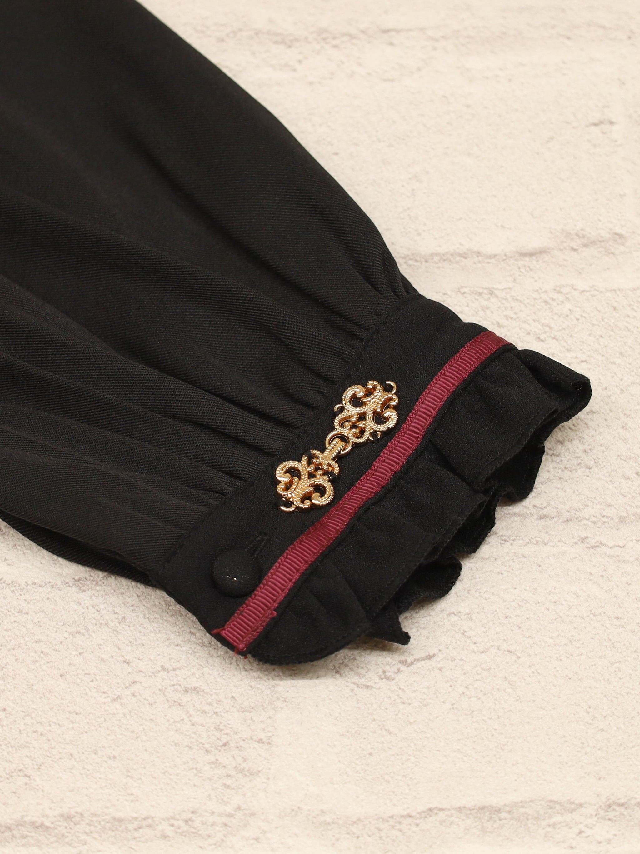 鈴飾りと春小梅のチャイナワンピース |Amavel(アマベル)公式サイト