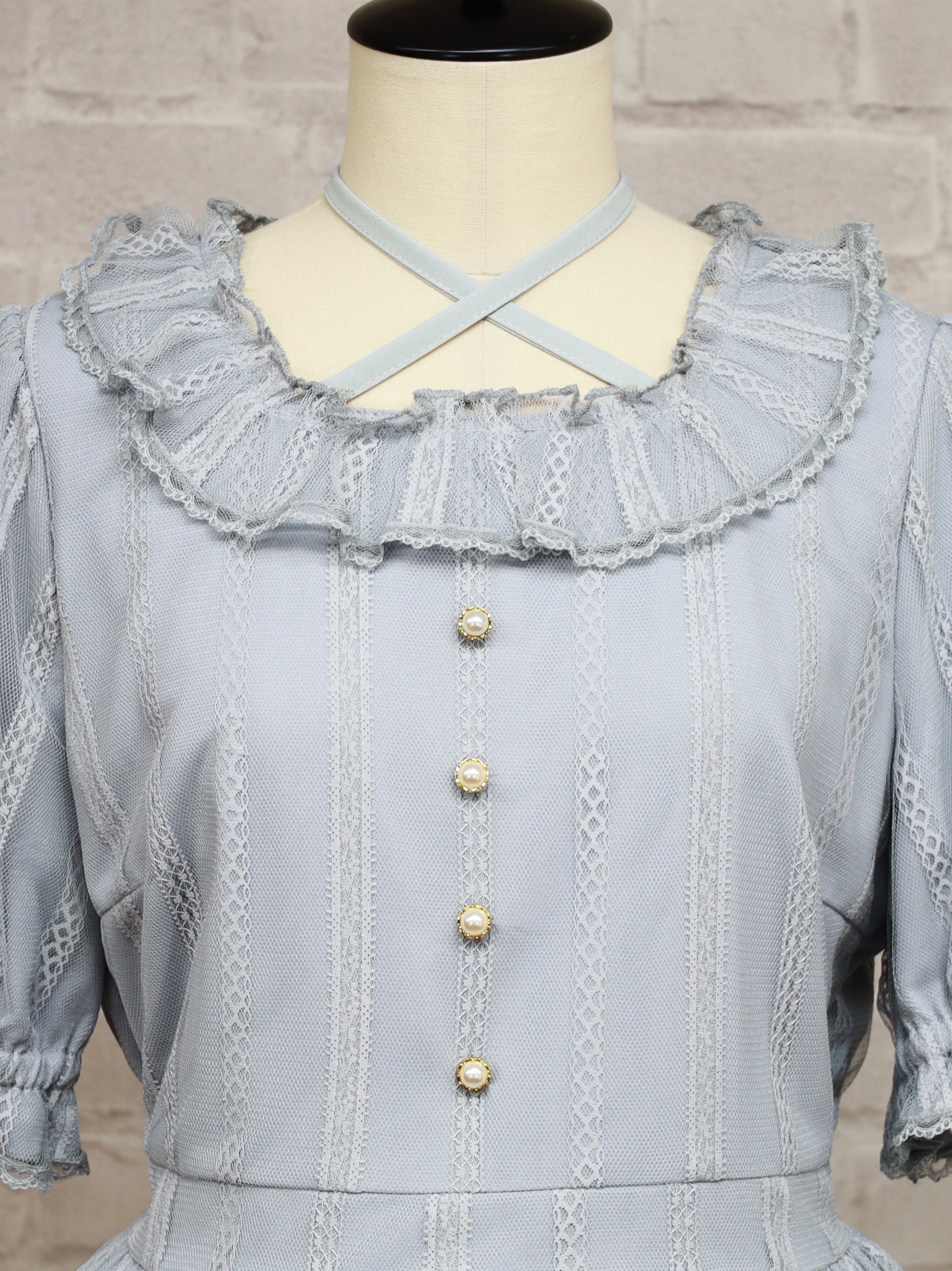 ストライプレースフリルワンピース |Amavel(アマベル)公式サイト