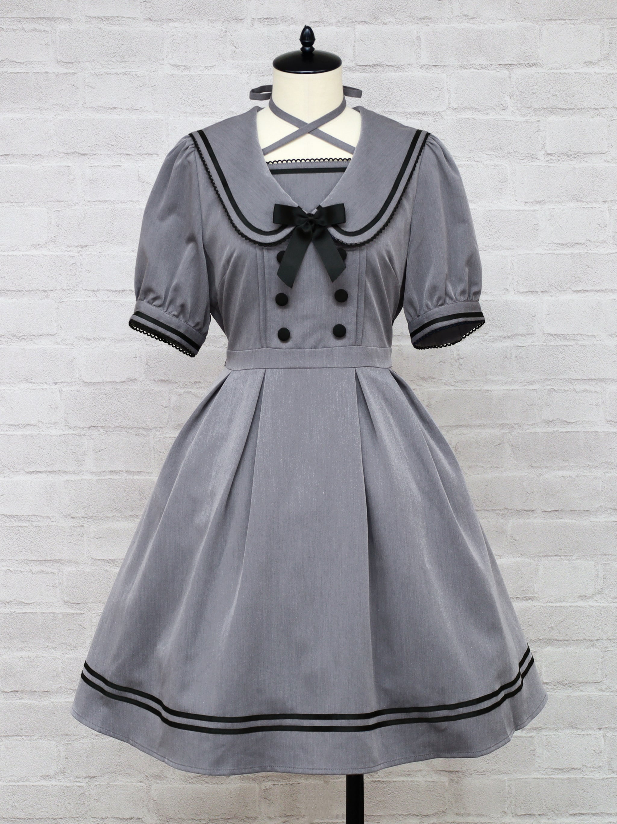 クロスリボンセーラーワンピース チャコール(Charcoal) FREE |Amavel(アマベル)公式サイト