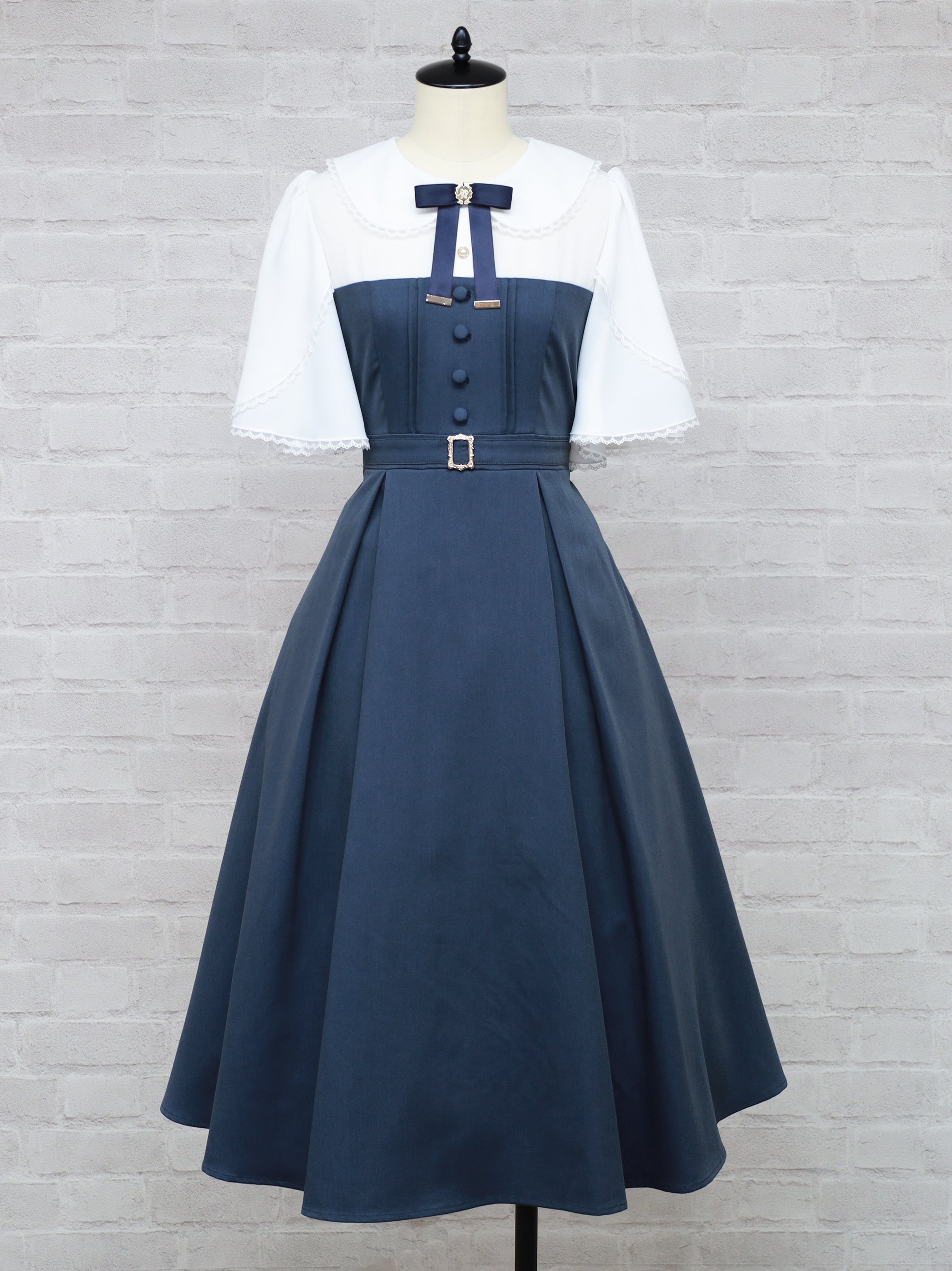 Classical Lady ワンピース ブルー(Blue) FREE |Amavel(アマベル)公式サイト