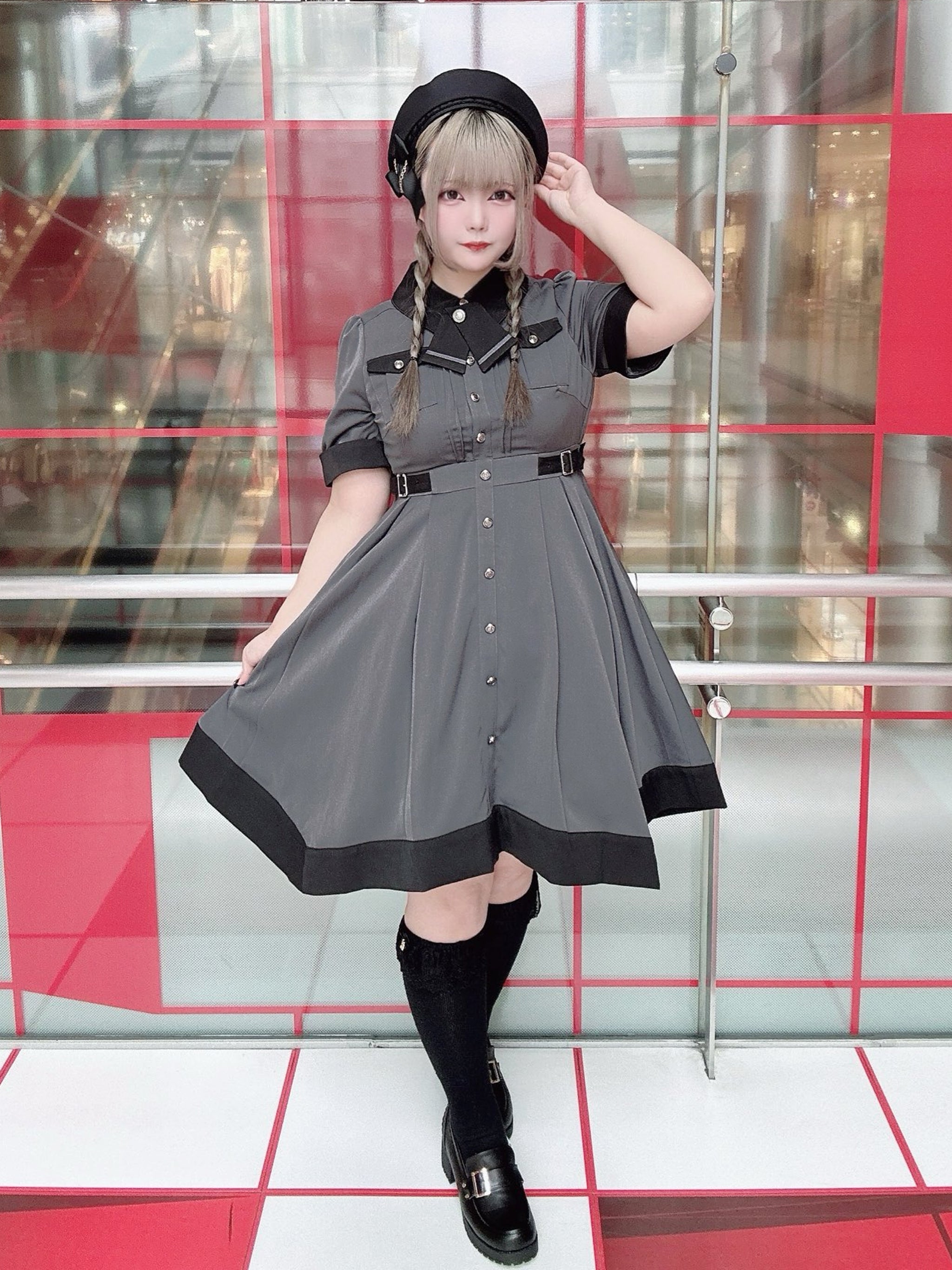 Shadow Hem バイカラーワンピース チャコール(Charcoal) FREE |Amavel(アマベル)公式サイト