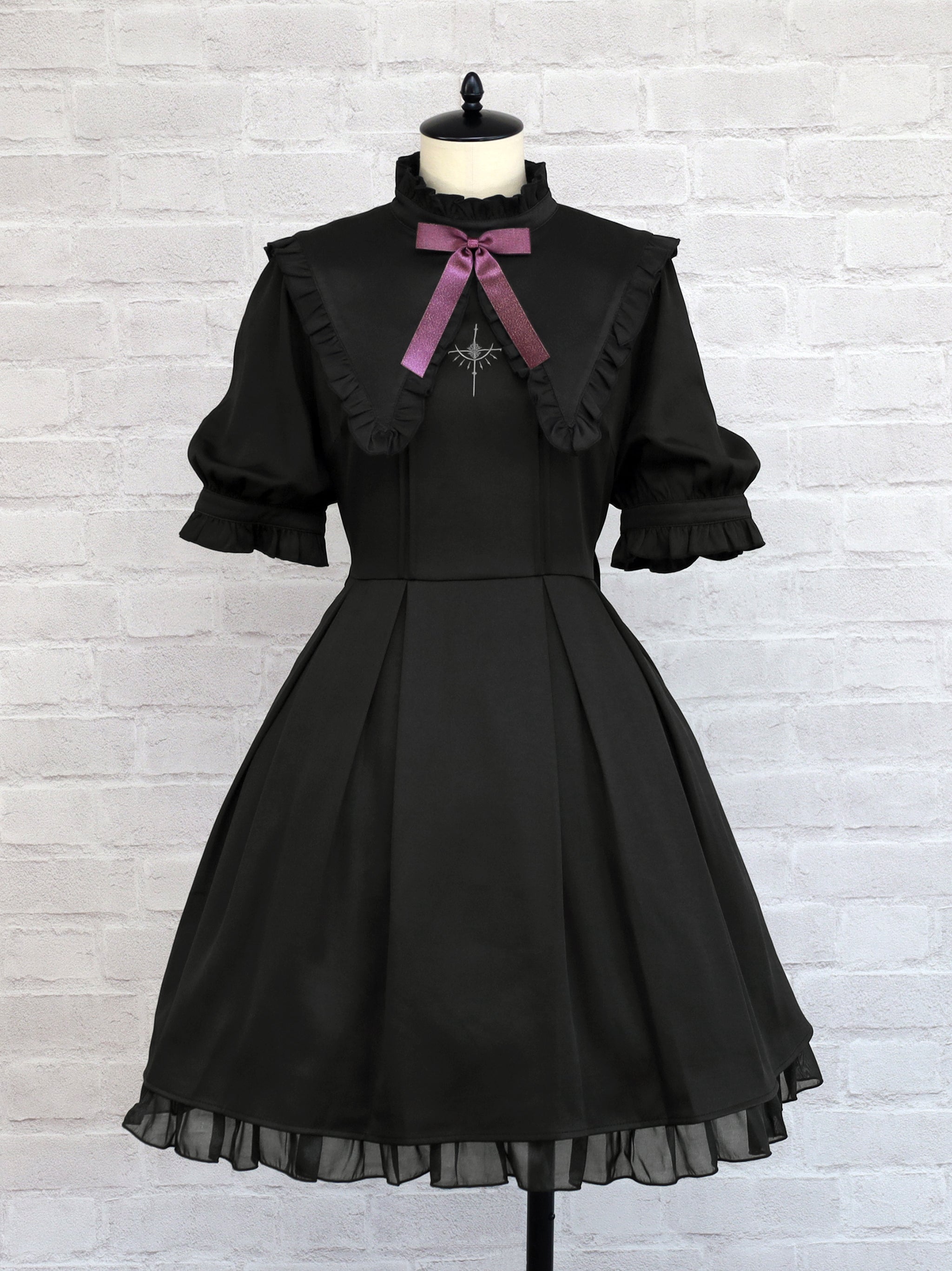 Holy Crossフリルワンピース ブラック(Black) FREE |Amavel(アマベル)公式サイト