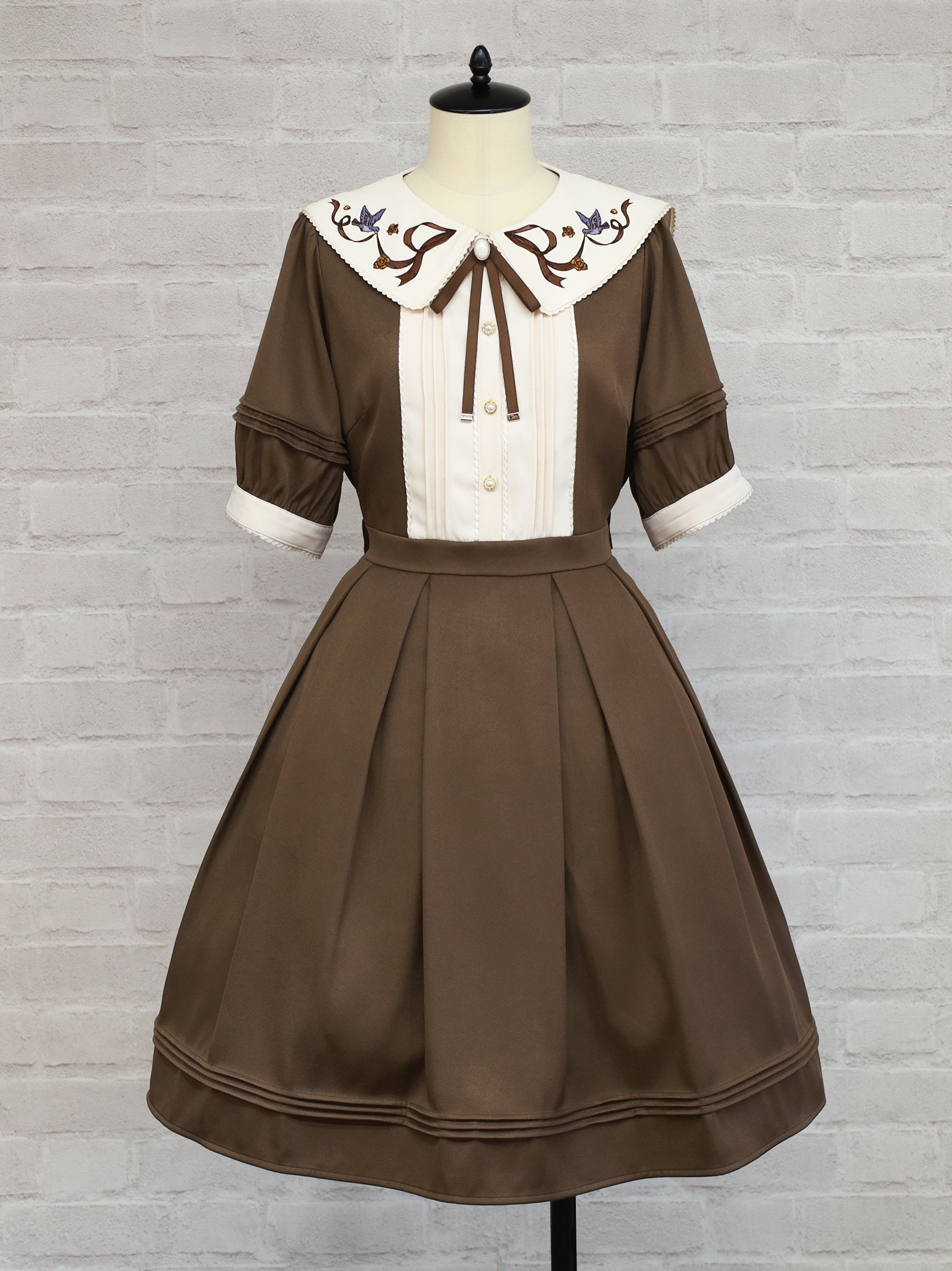 Märchen Classique ワンピース ブラウン(Brown) FREE |Amavel(アマベル)公式サイト
