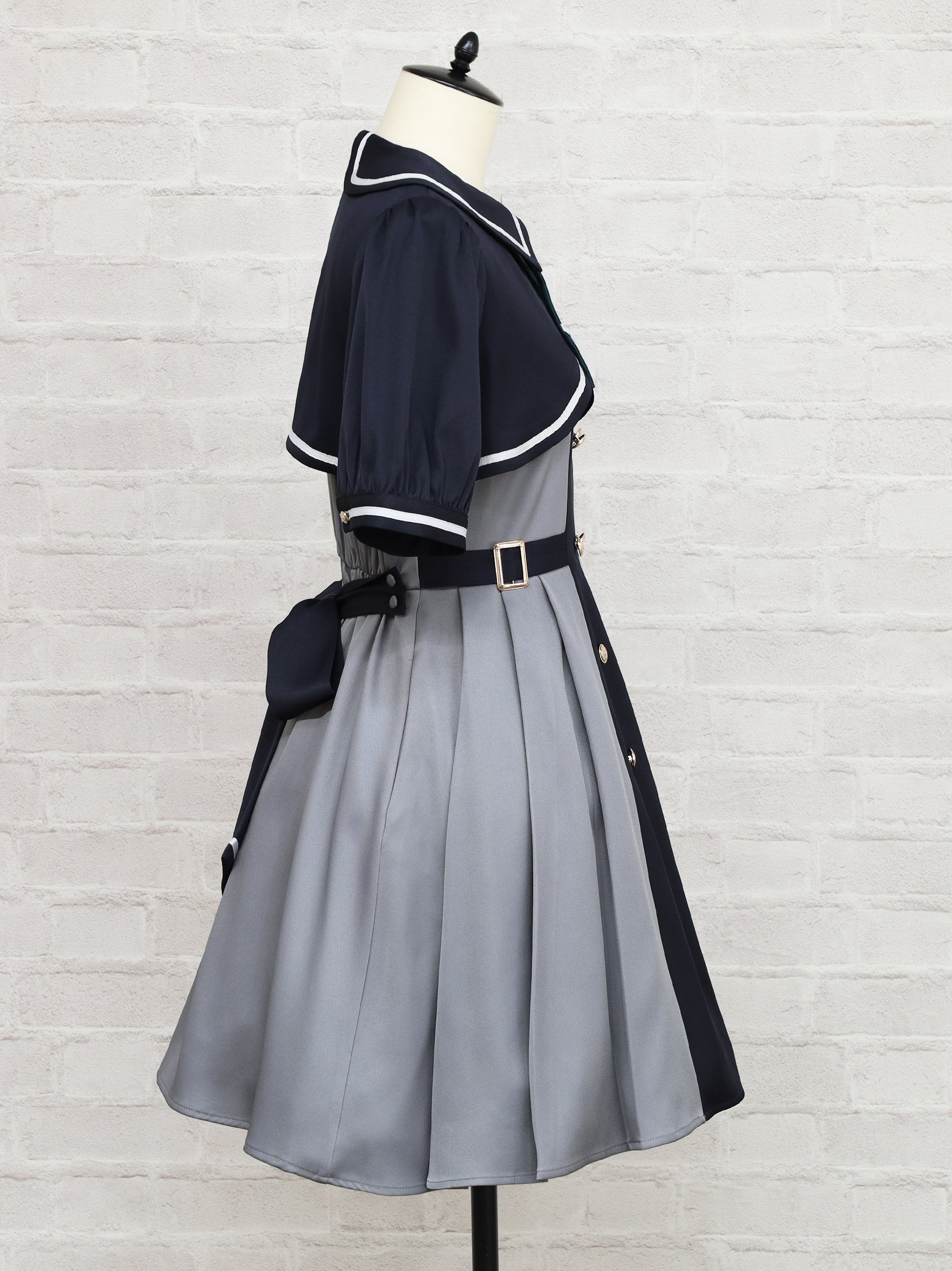 Grace Regiment ワンピース