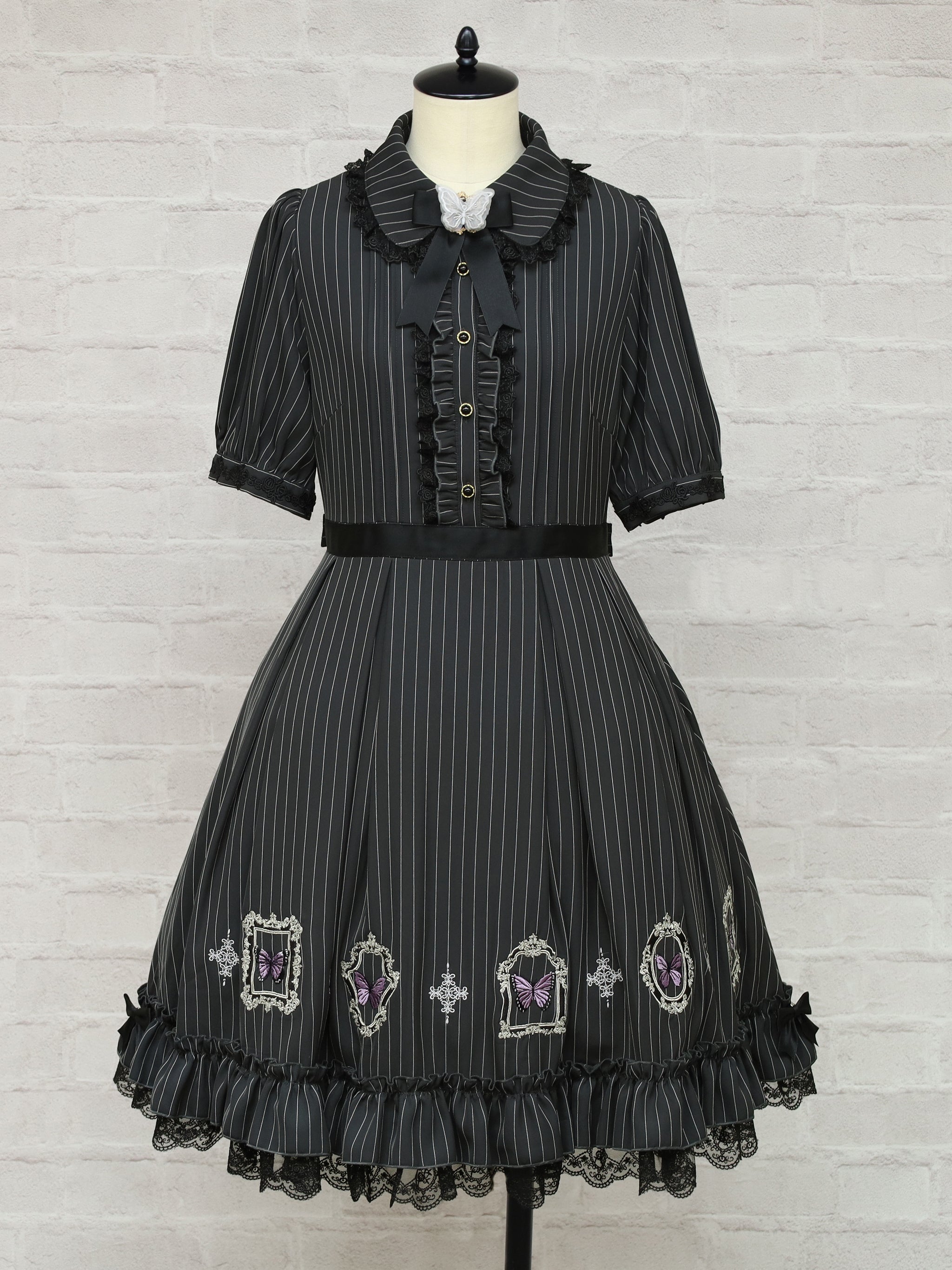 Phantom Butterfly フリルワンピース チャコール(Charcoal) FREE |Amavel(アマベル)公式サイト