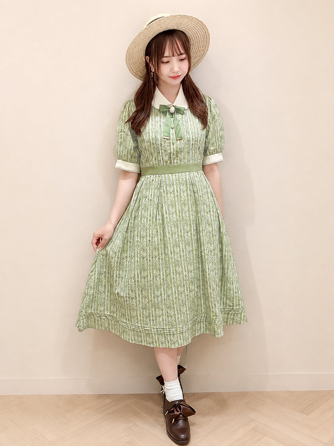 Antique Bloom ミドル丈ワンピース ミントグリーン(Mint Green) FREE |Amavel(アマベル)公式サイト