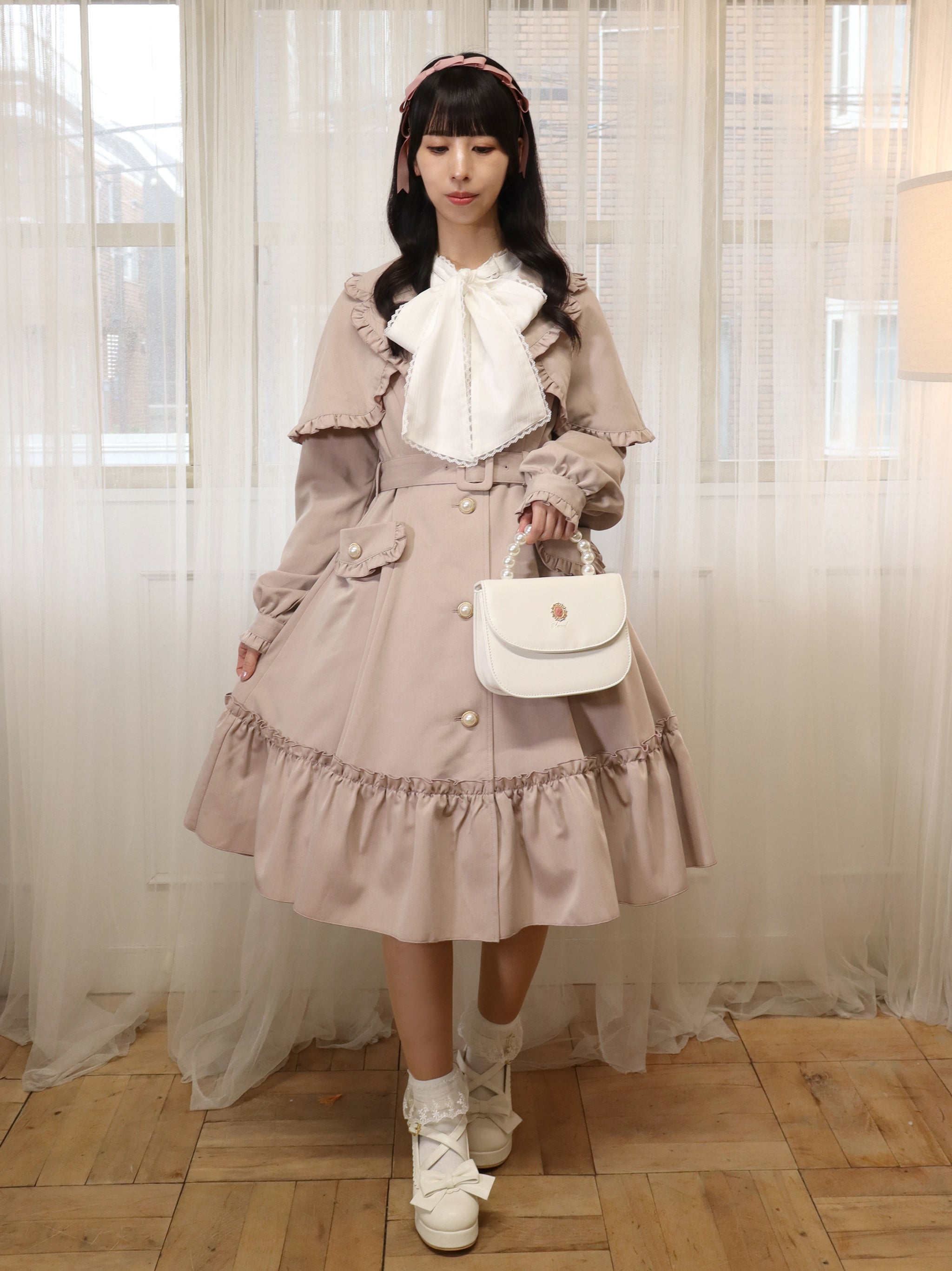 Sweet Frill トレンチコート ピンク(Pink) FREE |Amavel(アマベル)公式サイト