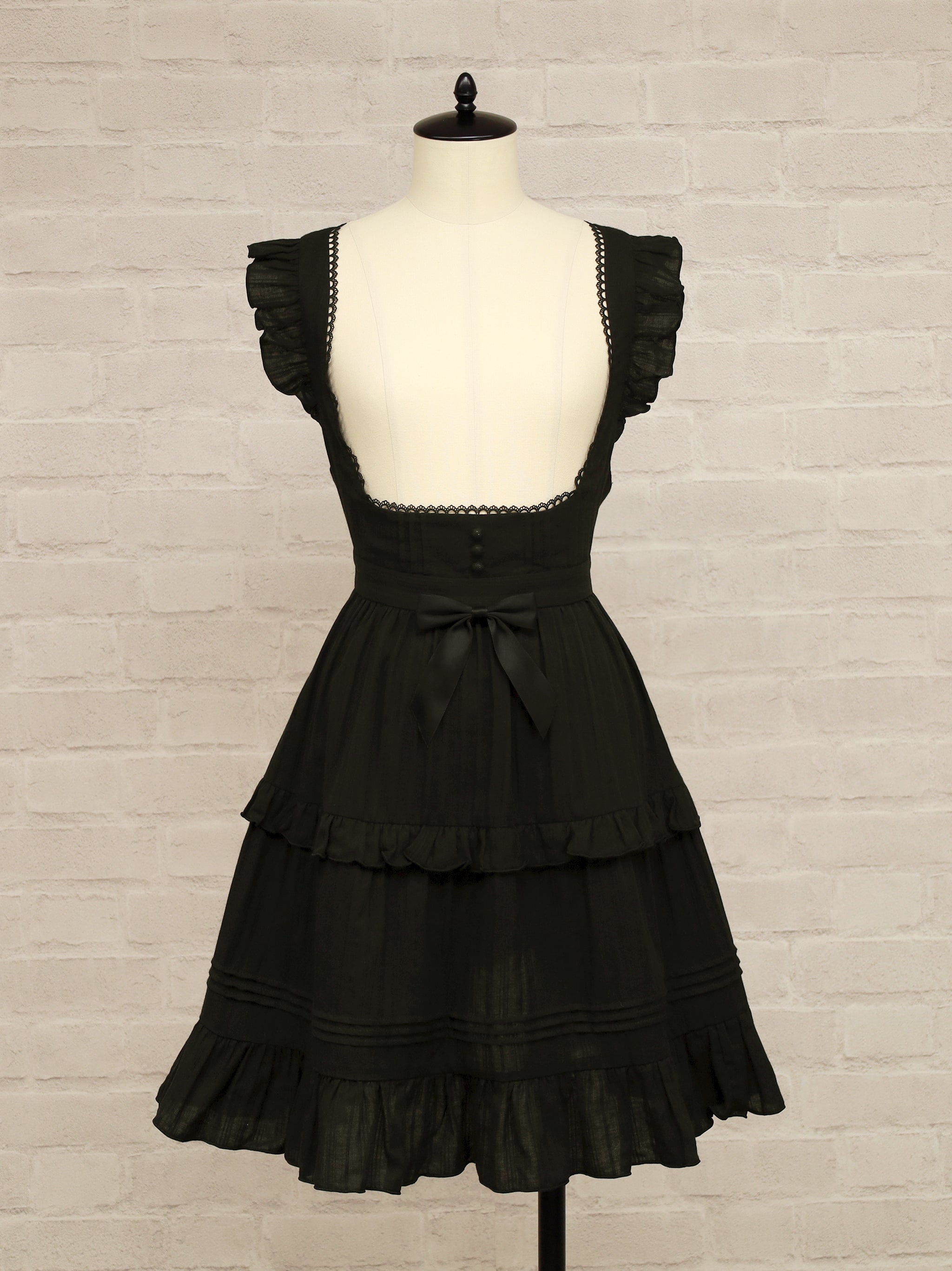 Marchen Cotton フリルエプロン ブラック(Black) FREE |Amavel(アマベル)公式サイト