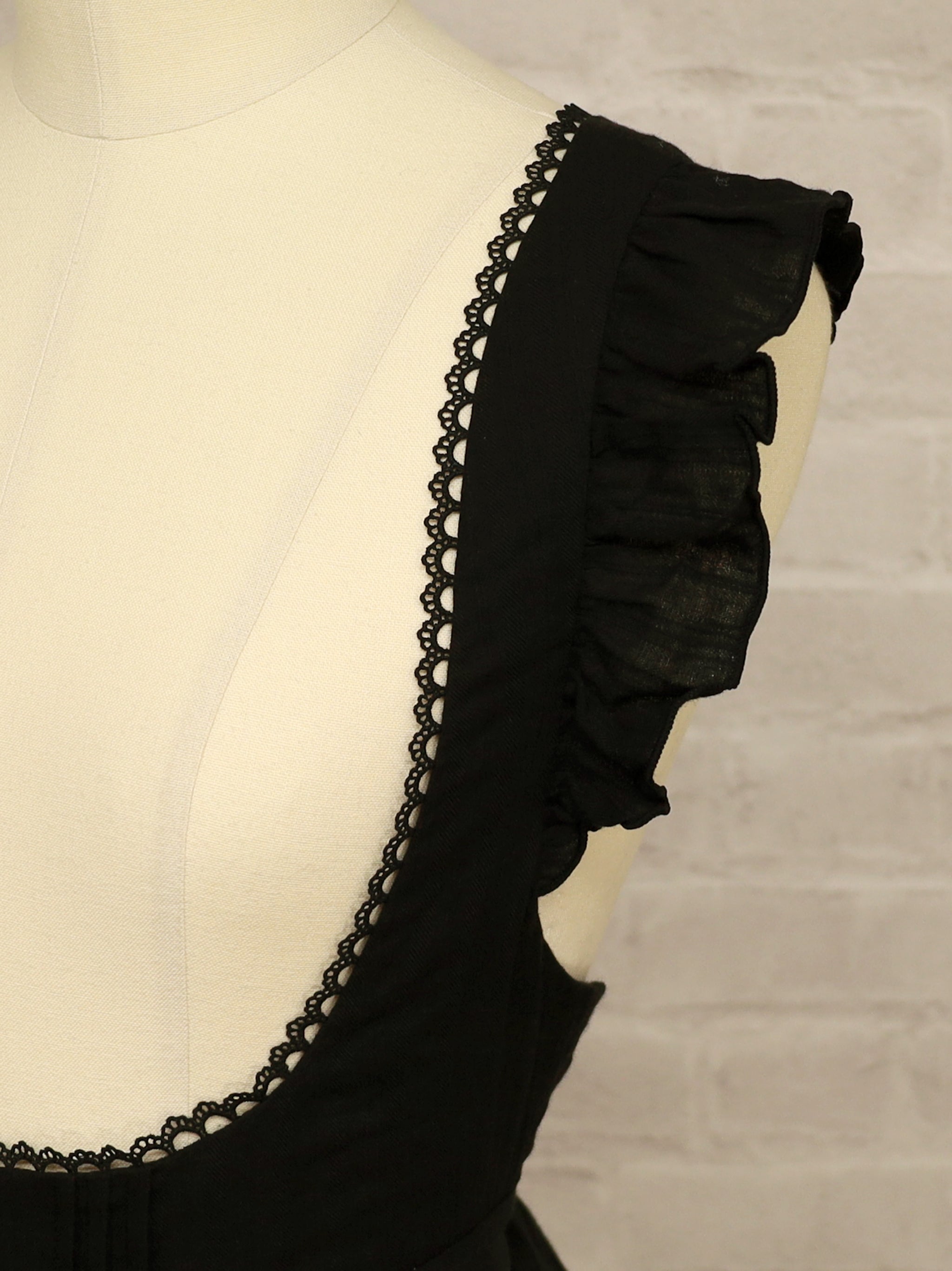 Marchen Cotton フリルエプロン |Amavel(アマベル)公式サイト