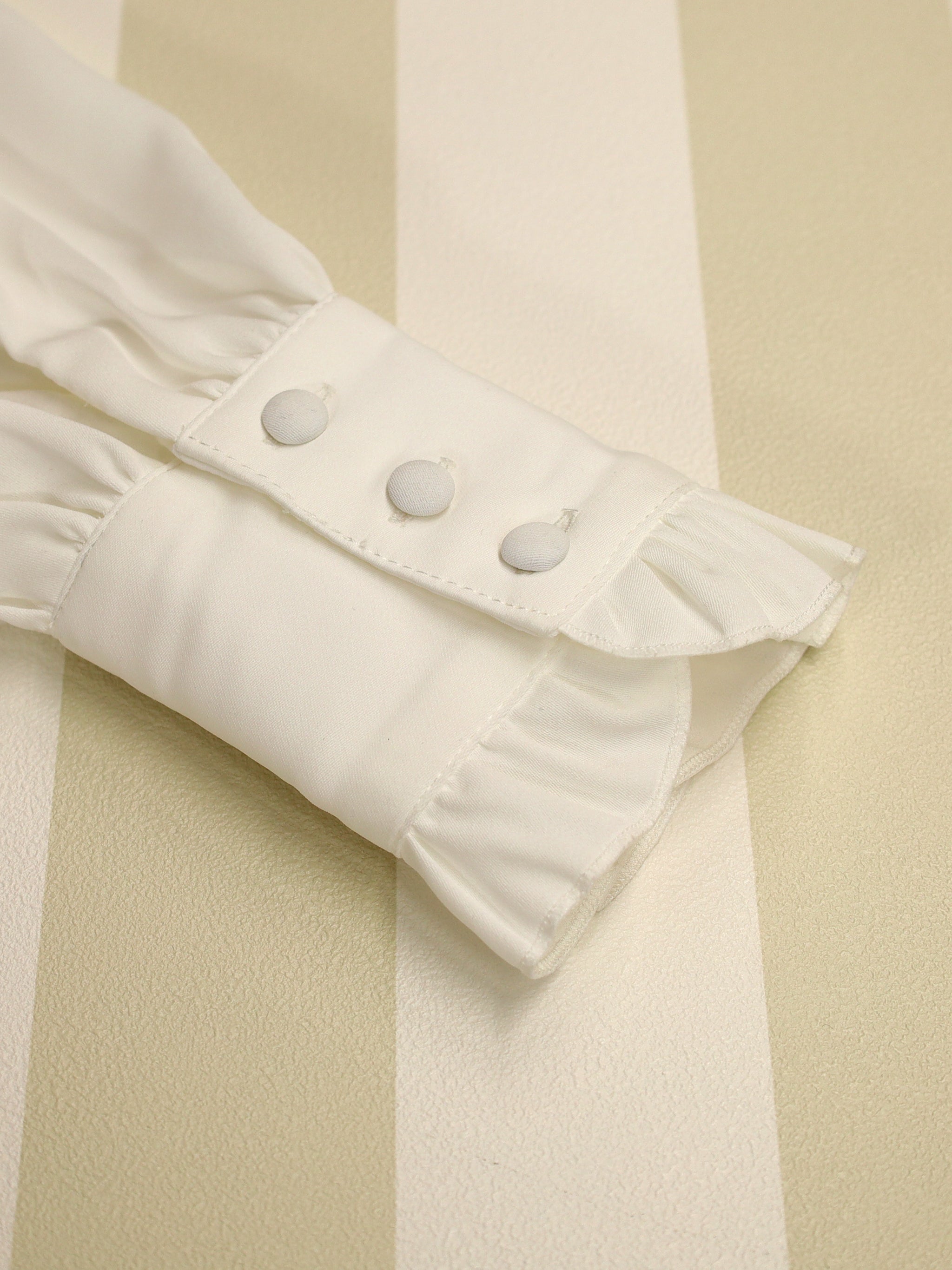 Romantic Märchen フリルブラウス |Amavel(アマベル)公式サイト