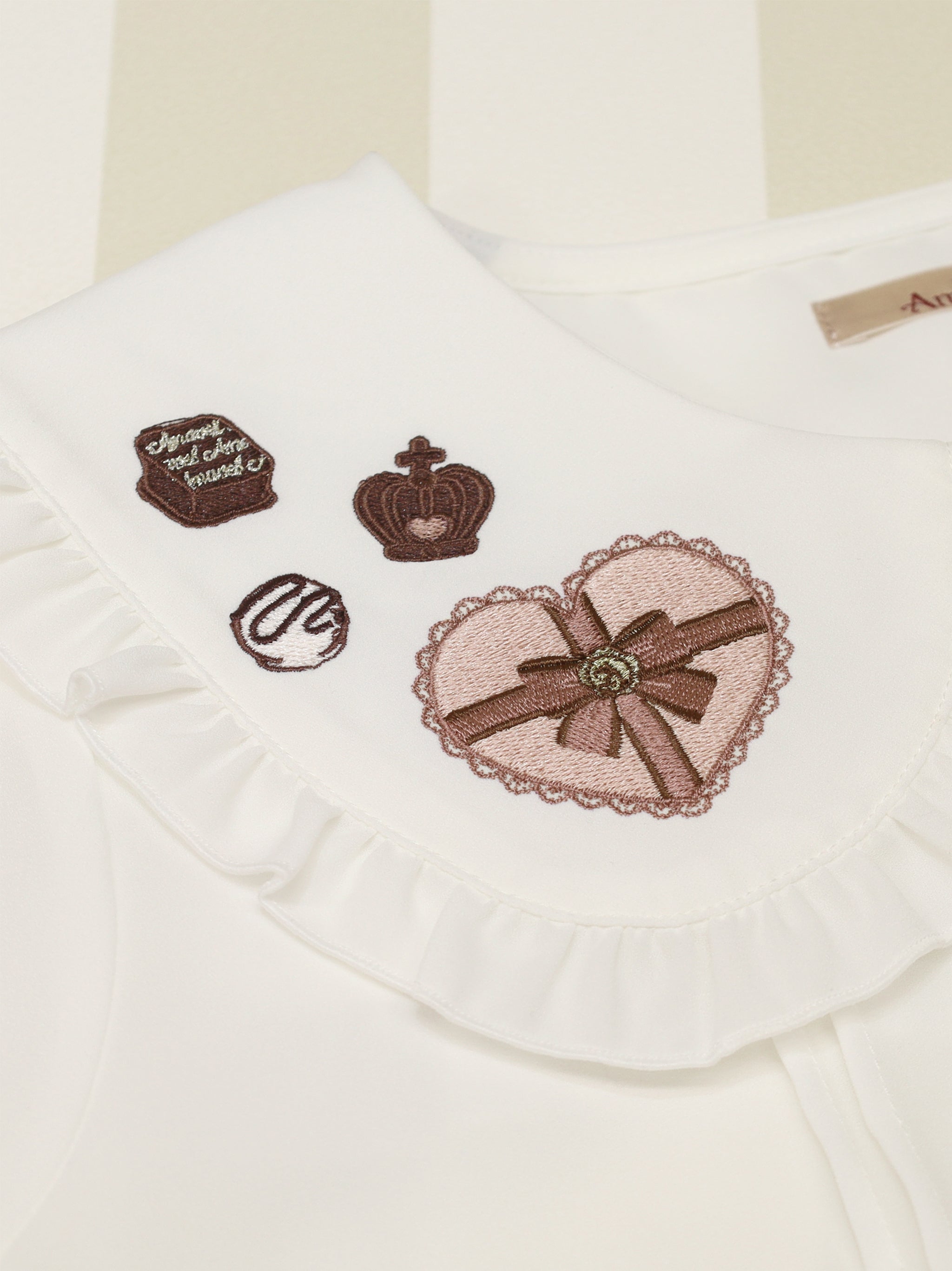 Chocolate D'amour ブラウス |Amavel(アマベル)公式サイト