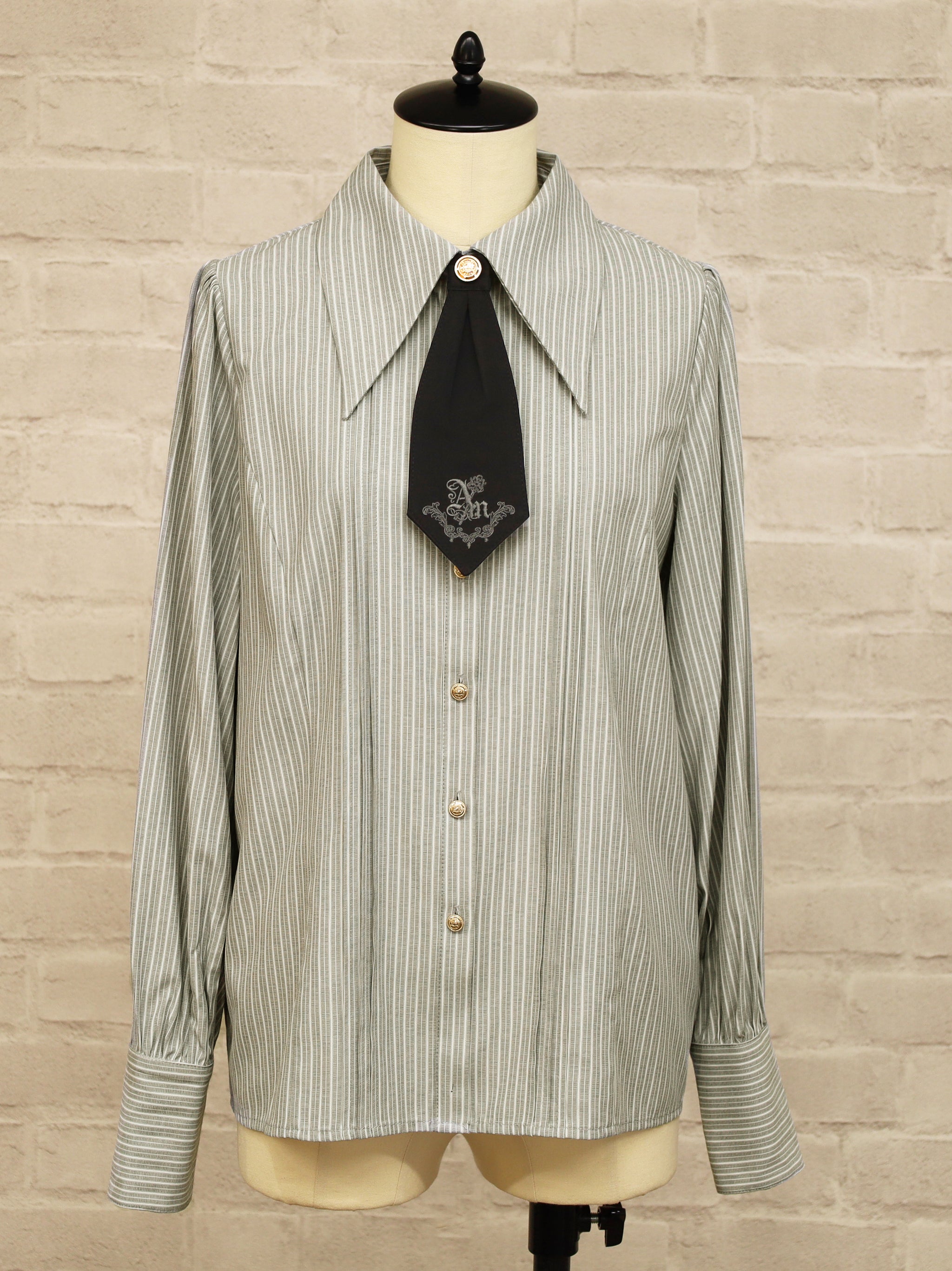 Stately Emblem シャツブラウス ブラック(Black) FREE |Amavel(アマベル)公式サイト