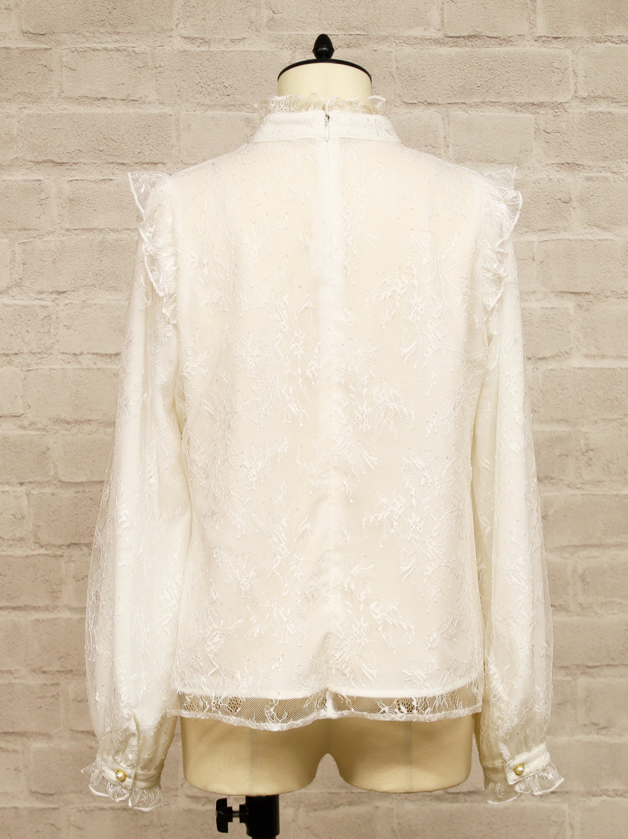 Light Blossom デコルテオープンブラウス |Amavel(アマベル)公式サイト